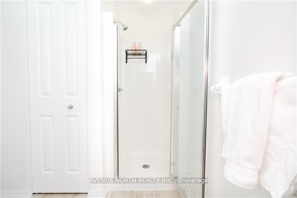 250 Winterfell Private 401 Property Photo 23