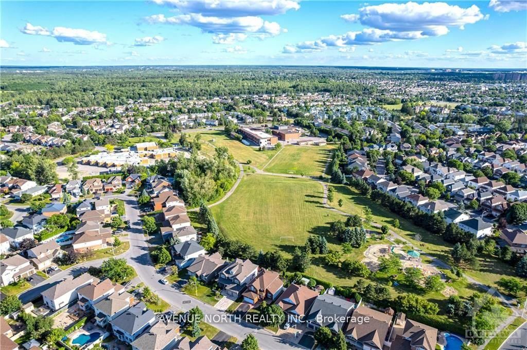 250 Winterfell Private 401 Property Photo 27