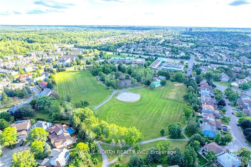 250 Winterfell Private 401 Property Photo 28