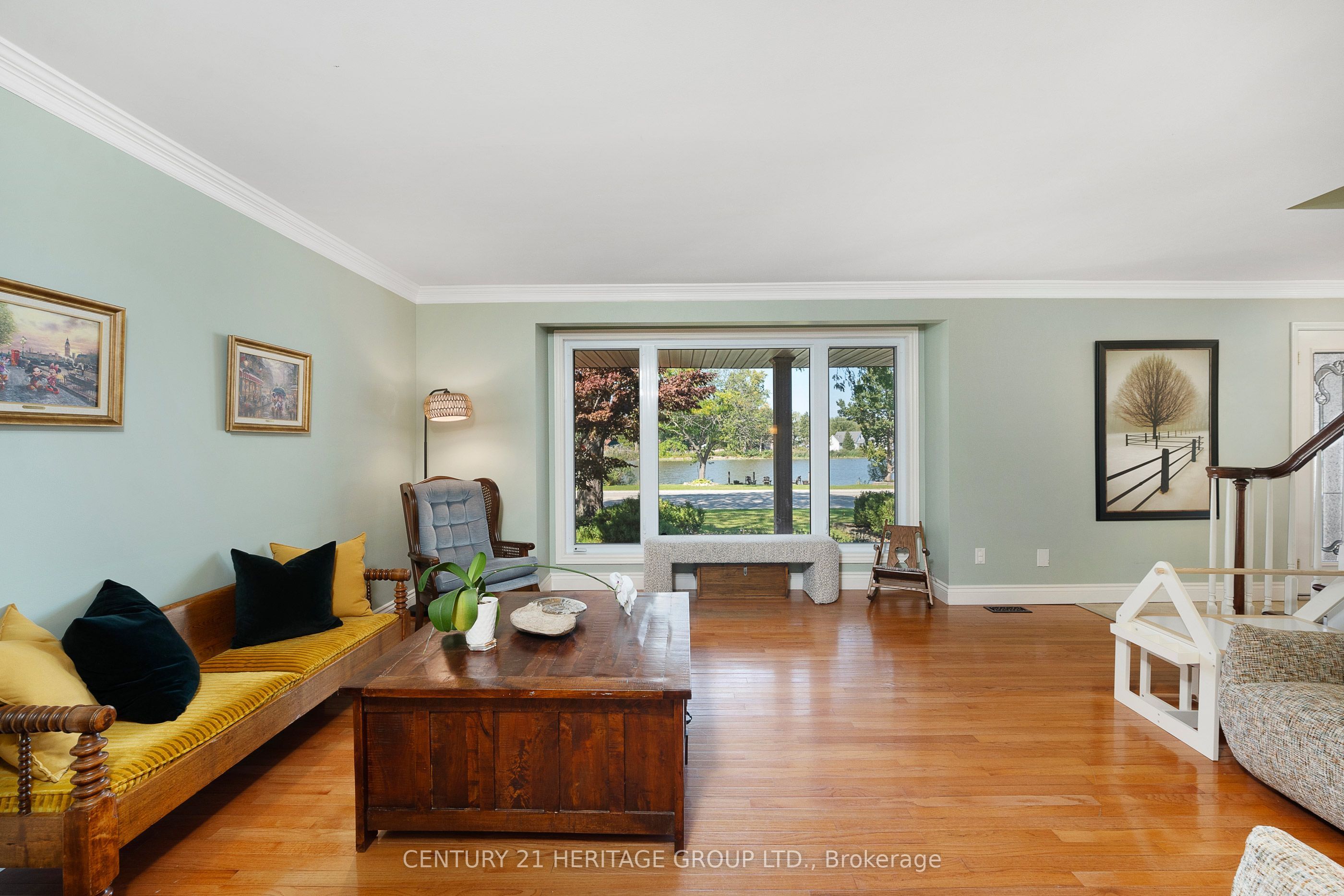 121 South Riverview Street Property Photo 9