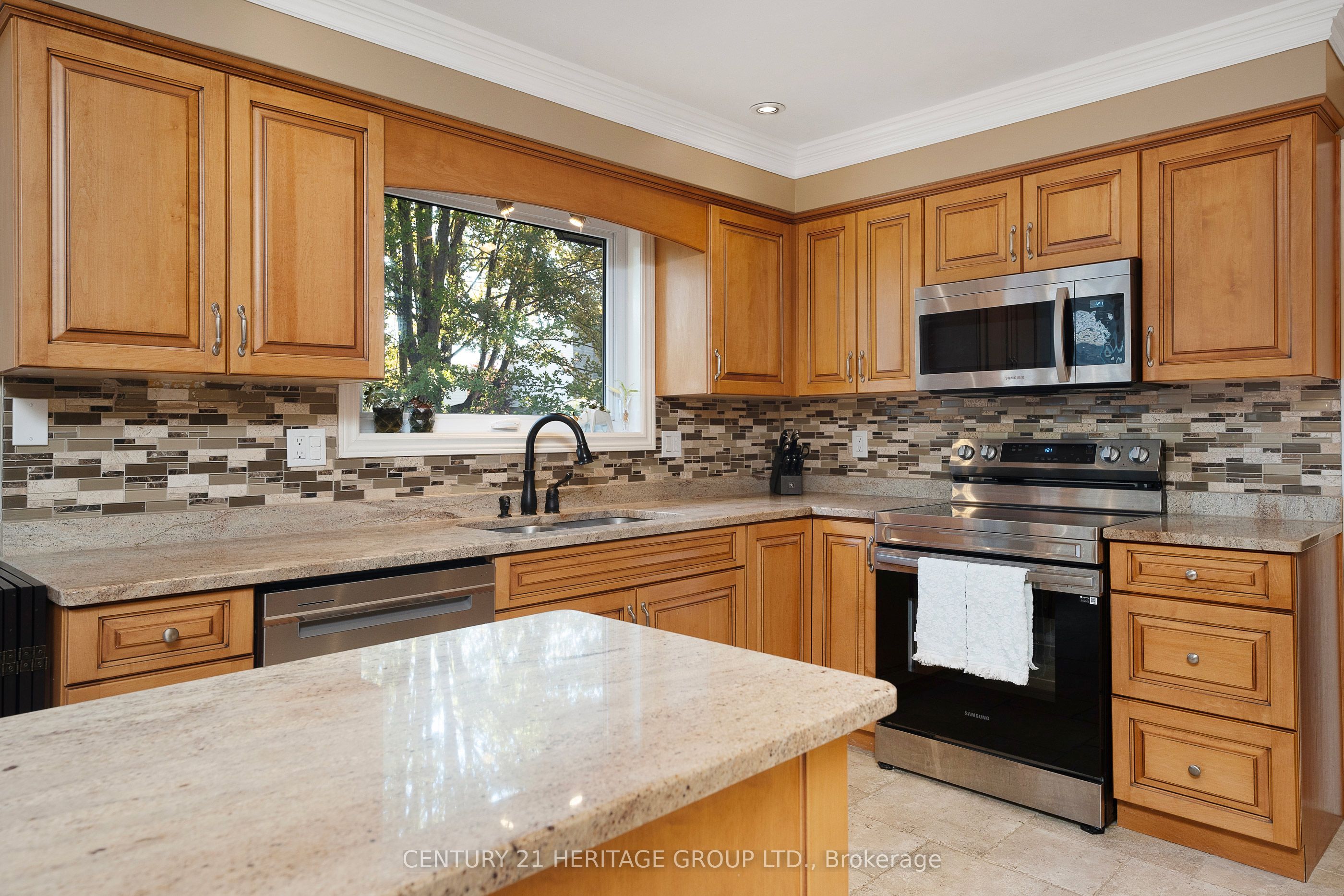 121 South Riverview Street Property Photo 15