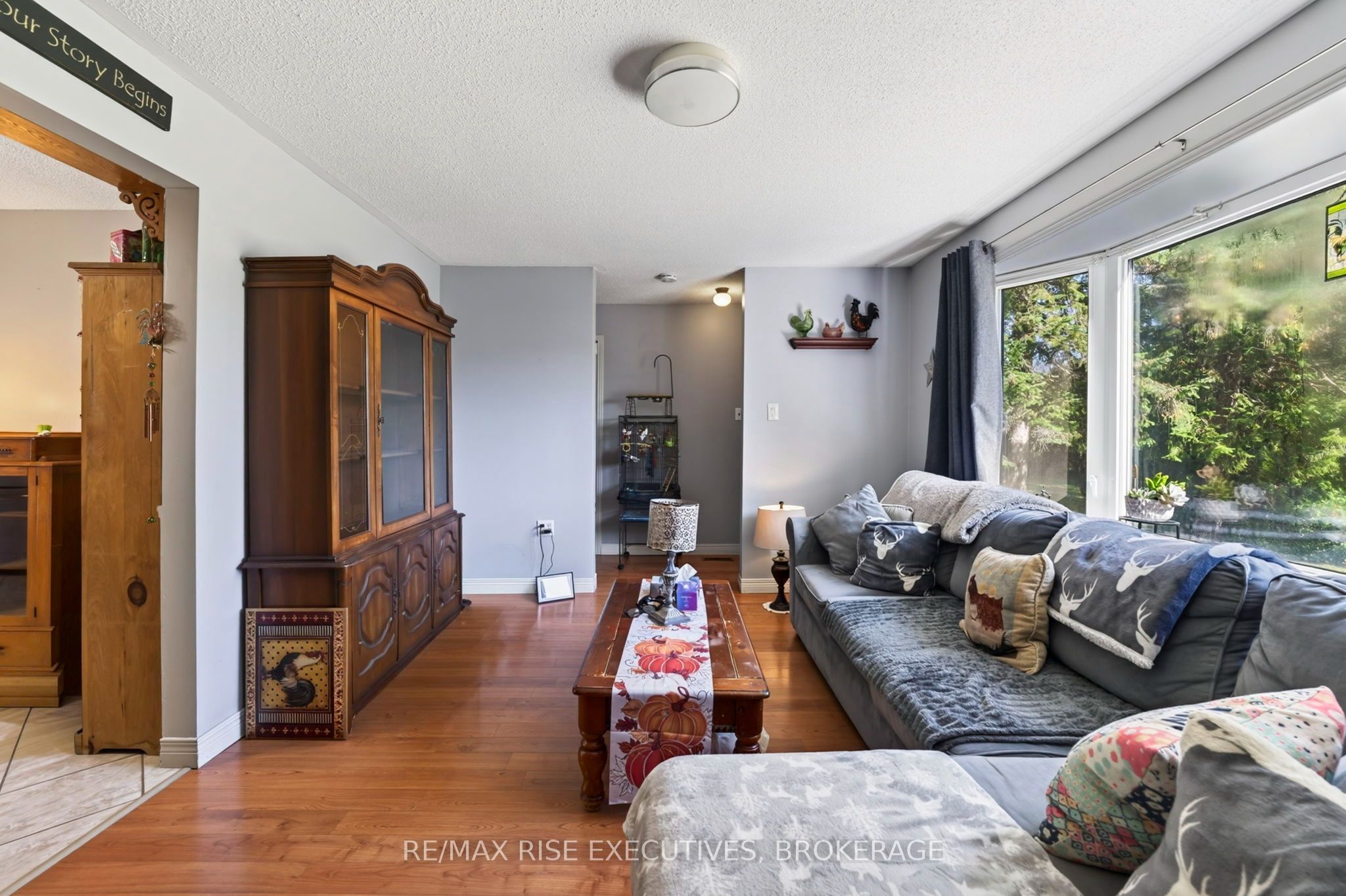 4259 Sydenham Road Property Photo 7