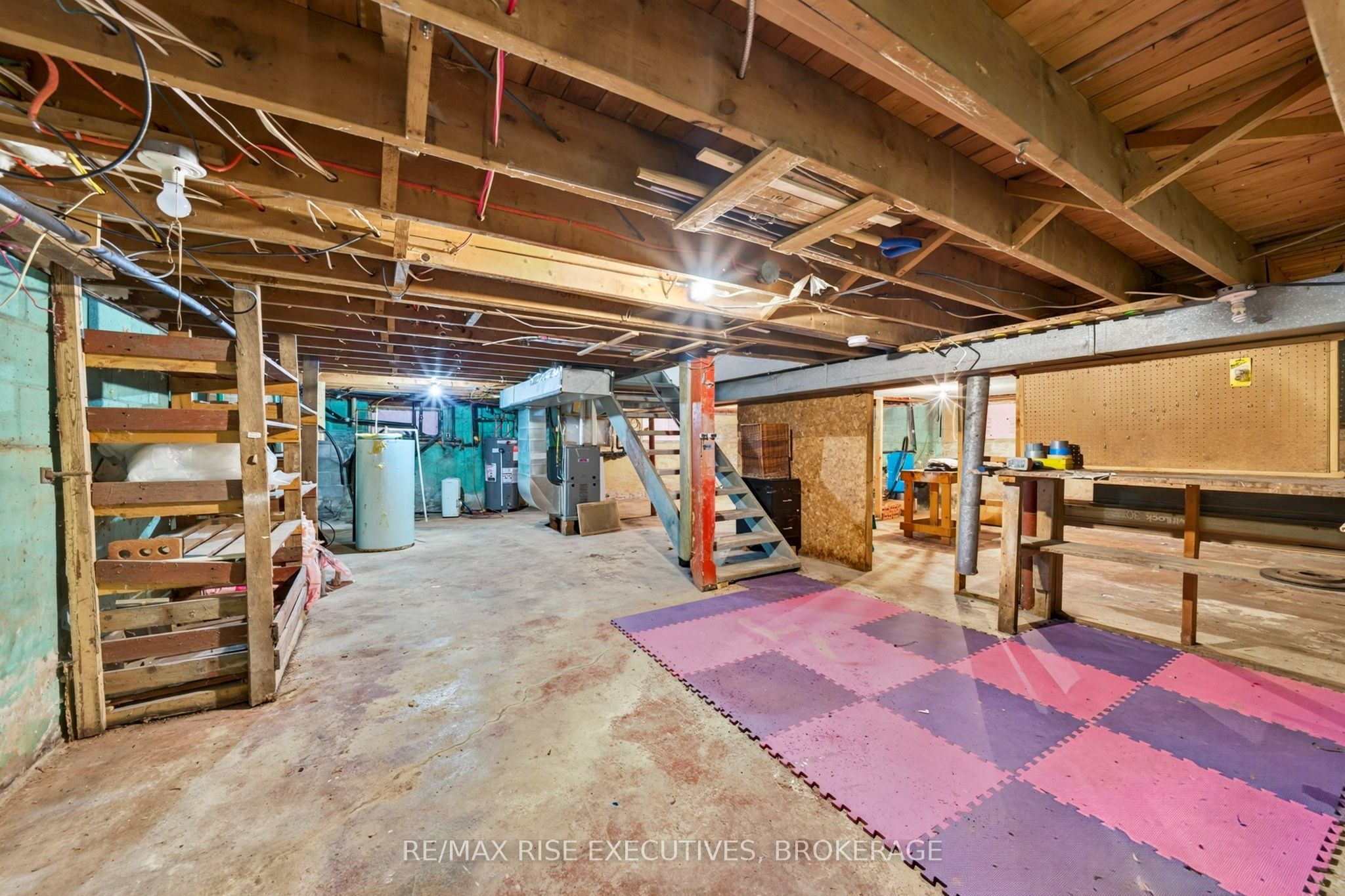4259 Sydenham Road Property Photo 17