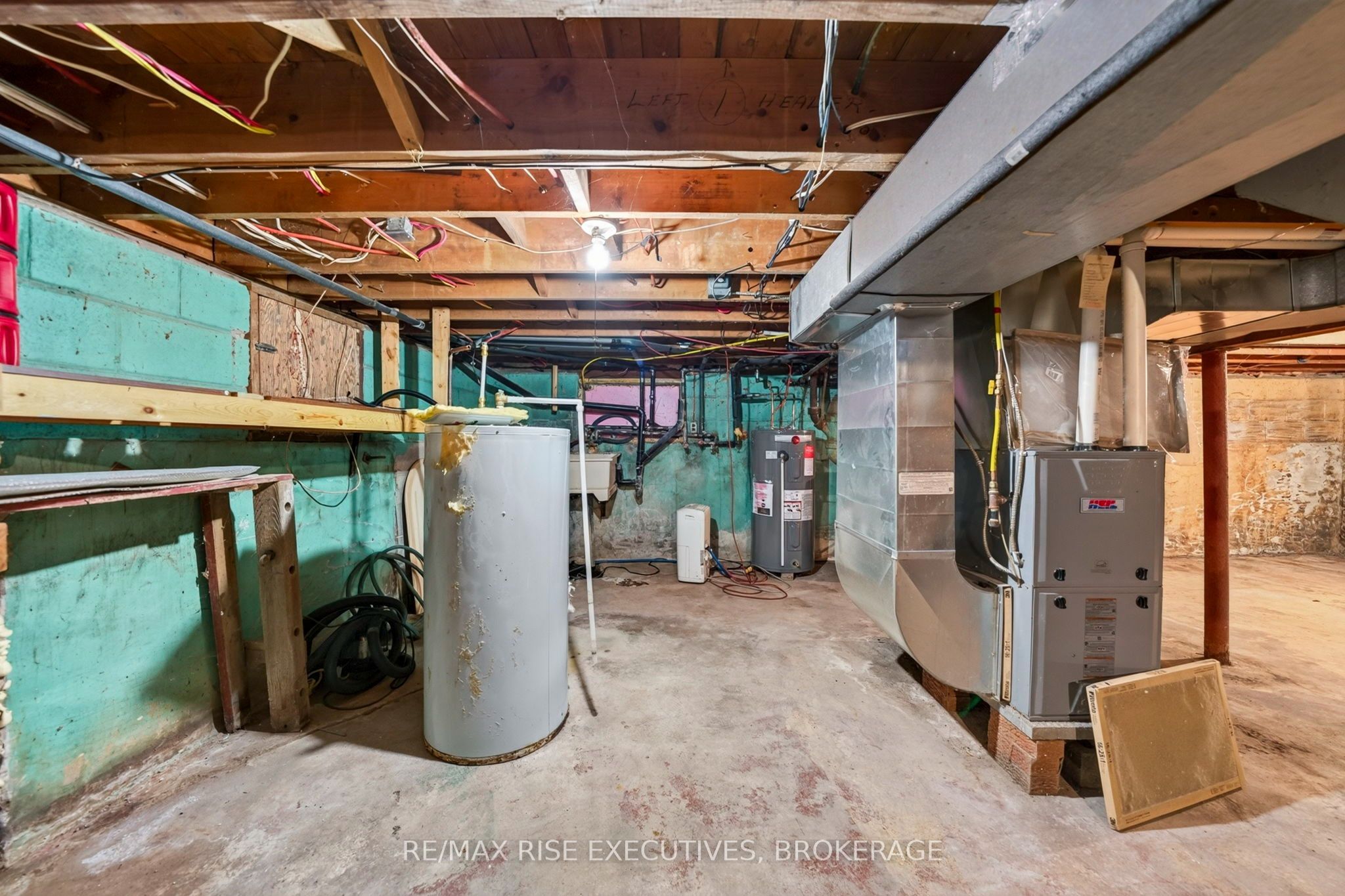4259 Sydenham Road Property Photo 18