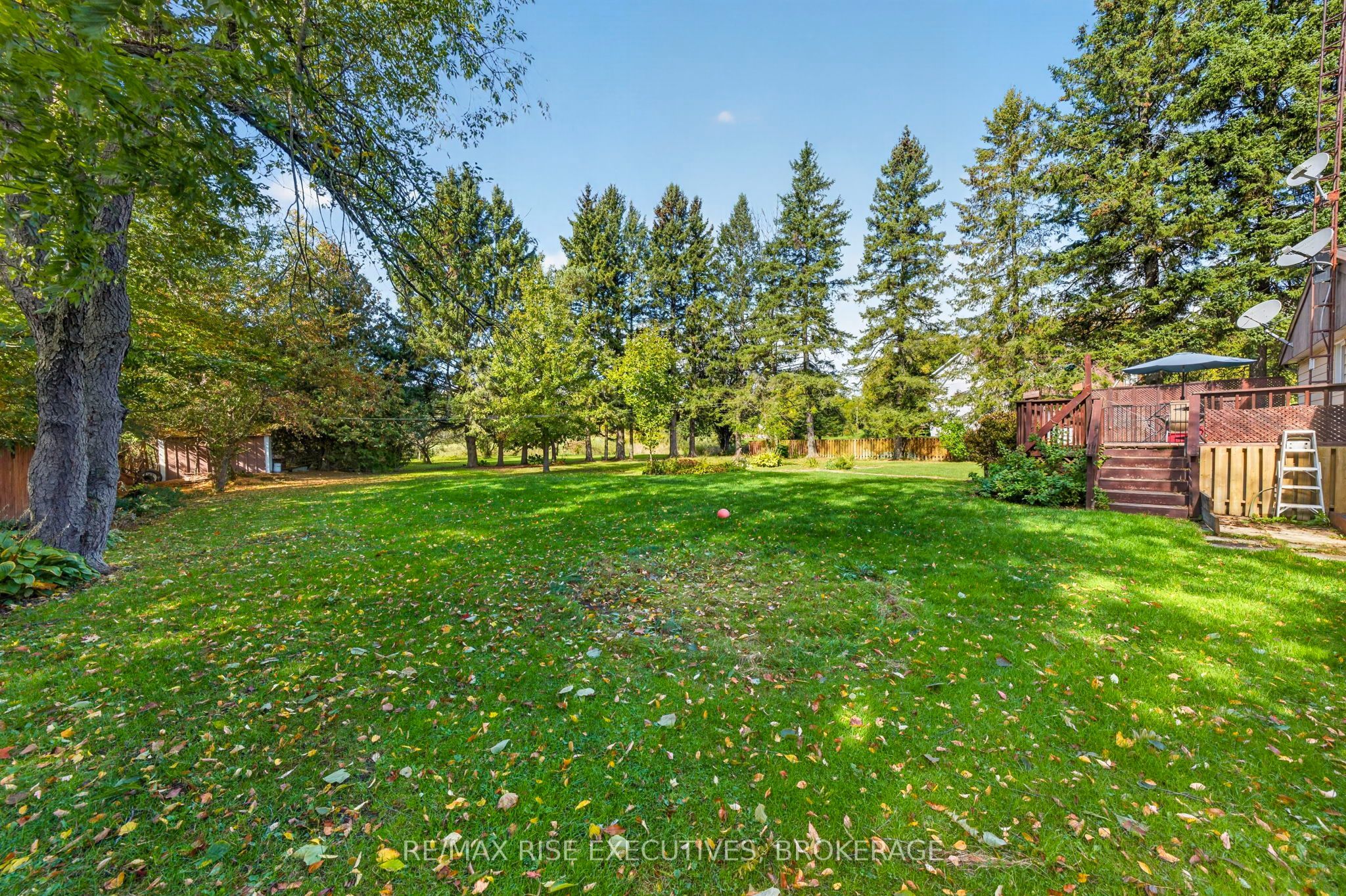 4259 Sydenham Road Property Photo 21