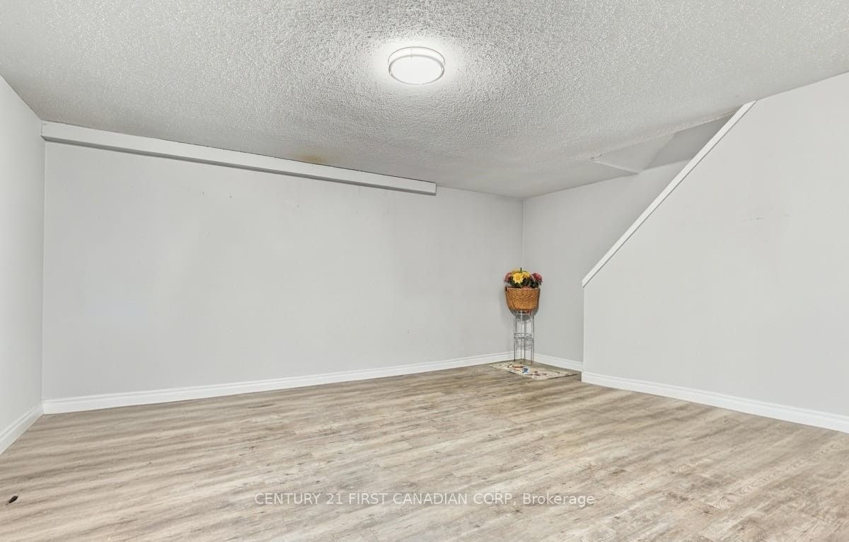1443 Huron Street 2 Property Photo 20