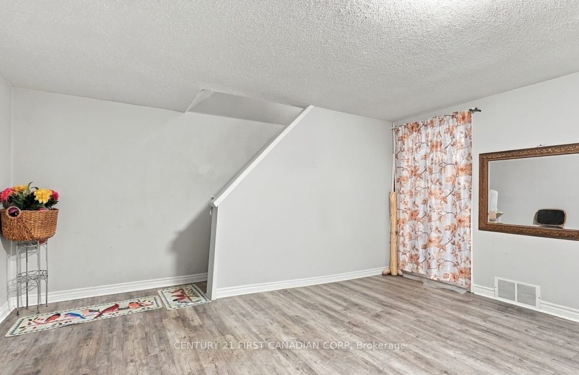 1443 Huron Street 2 Property Photo 21