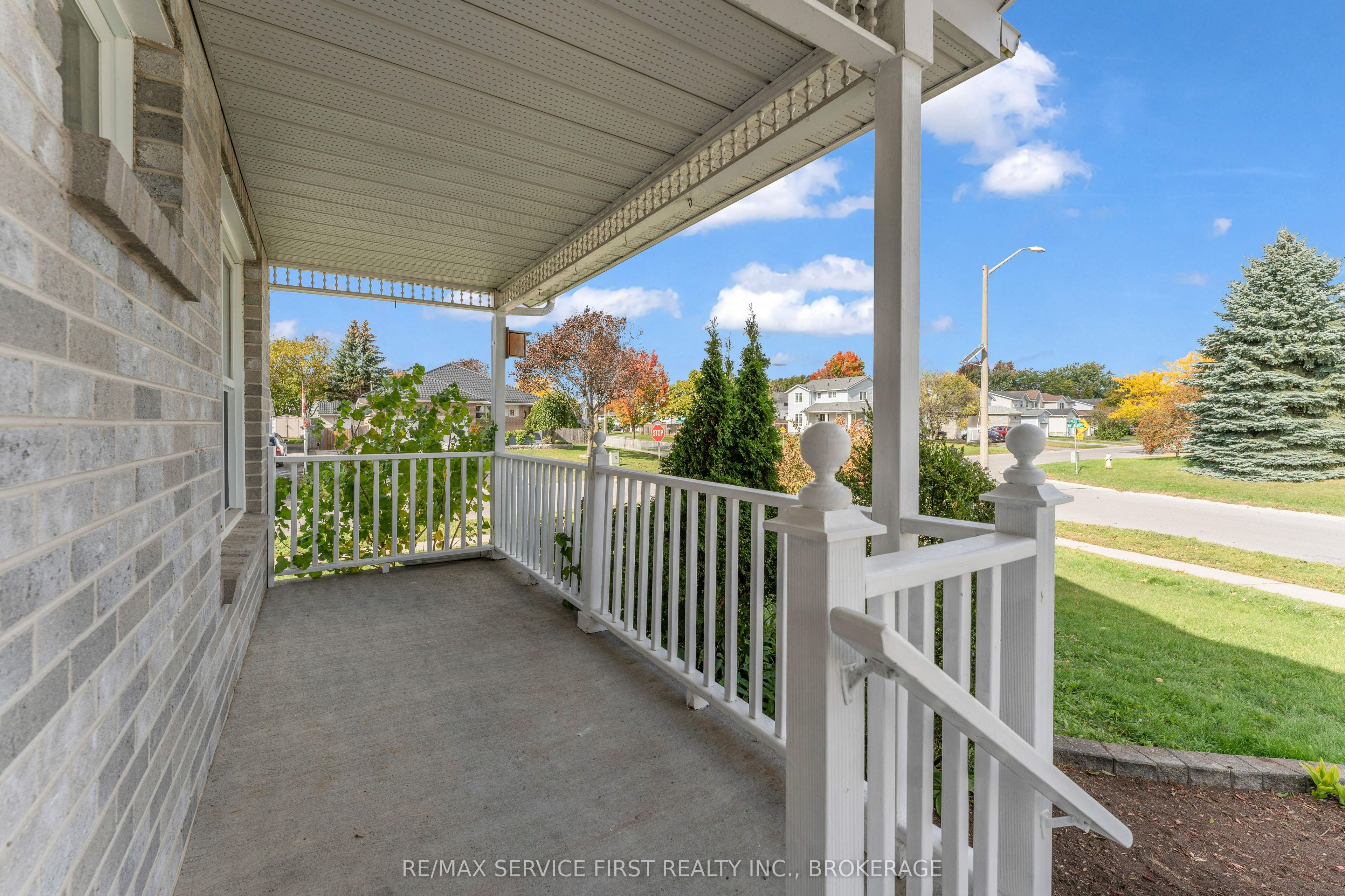 363 Waterloo Drive Property Photo 4