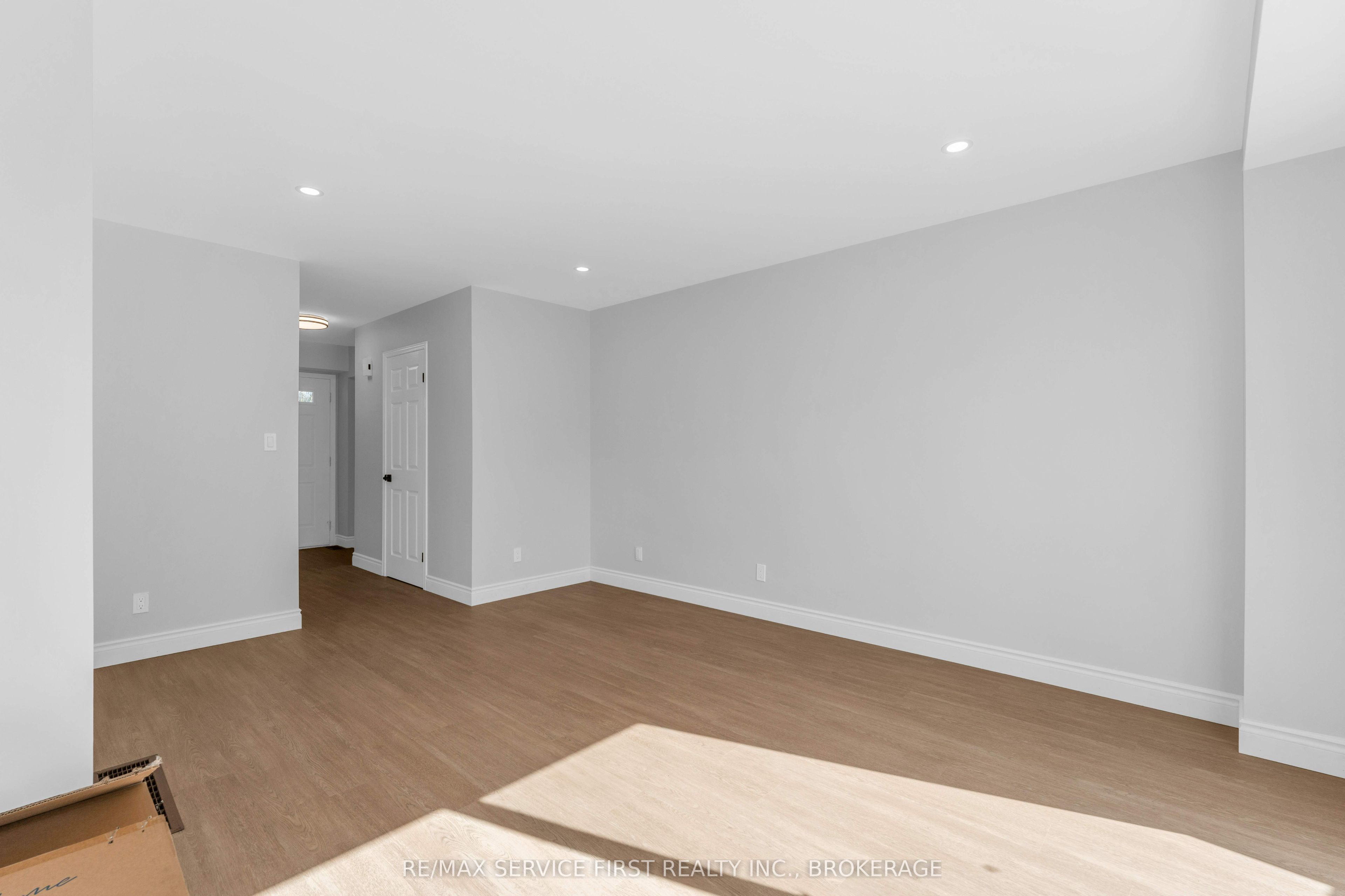 363 Waterloo Drive Property Photo 11