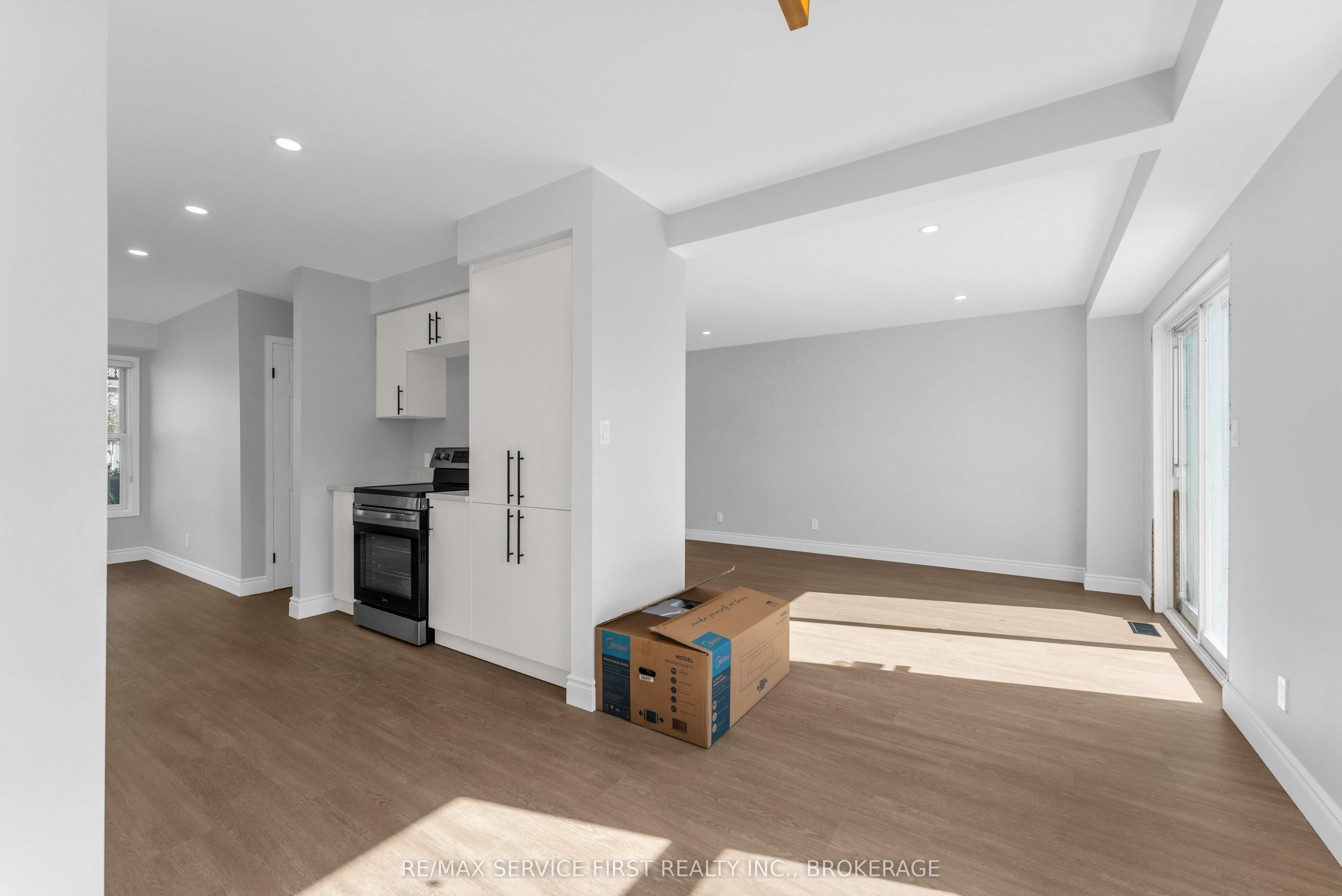 363 Waterloo Drive Property Photo 13