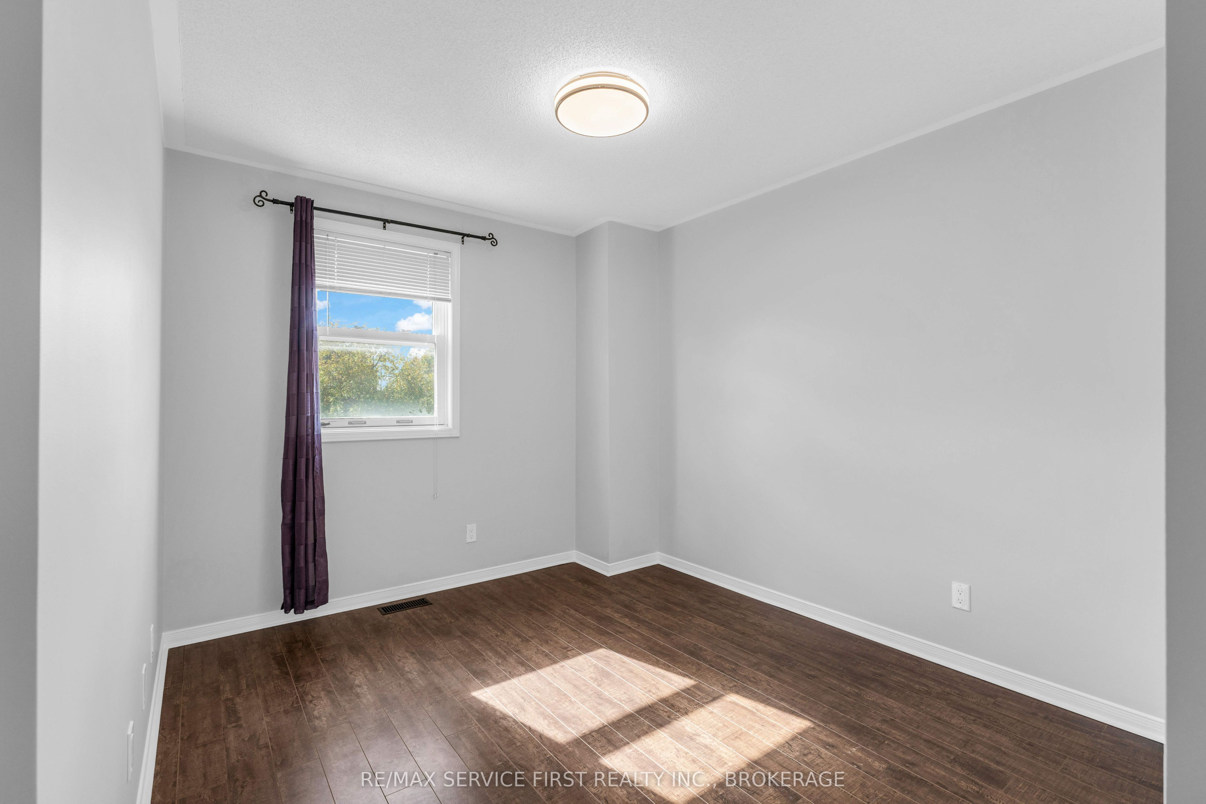 363 Waterloo Drive Property Photo 33