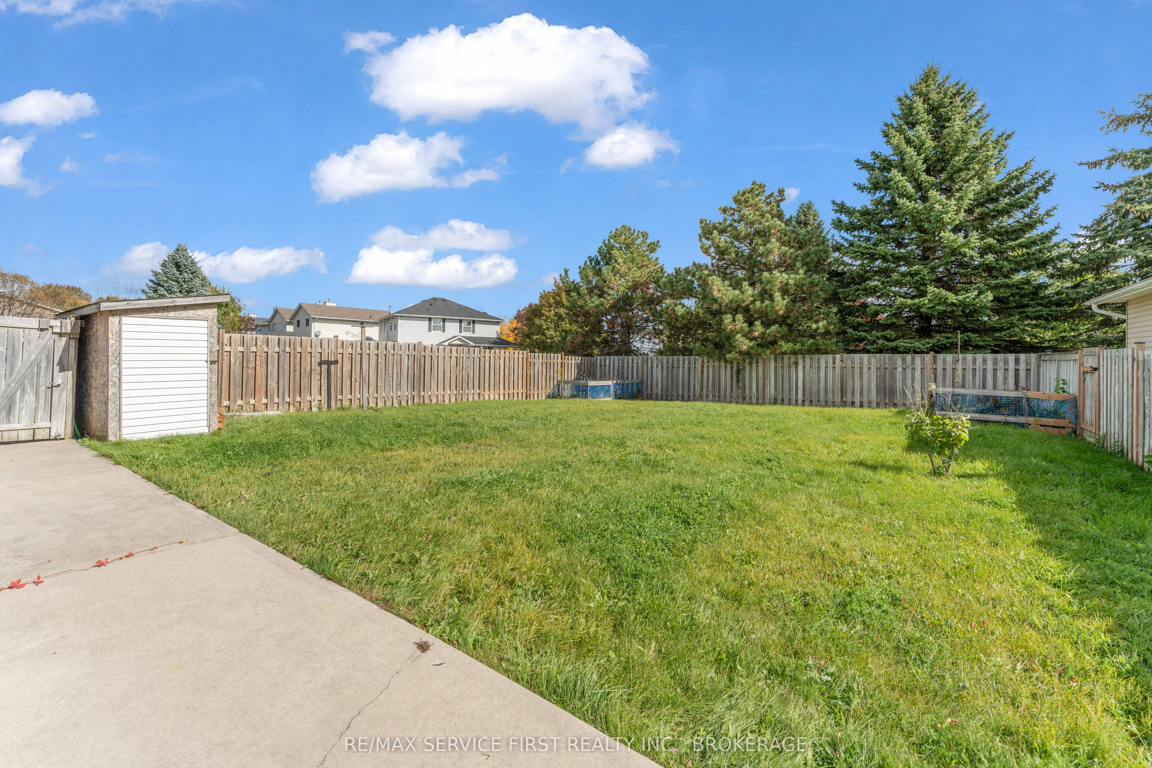363 Waterloo Drive Property Photo 37