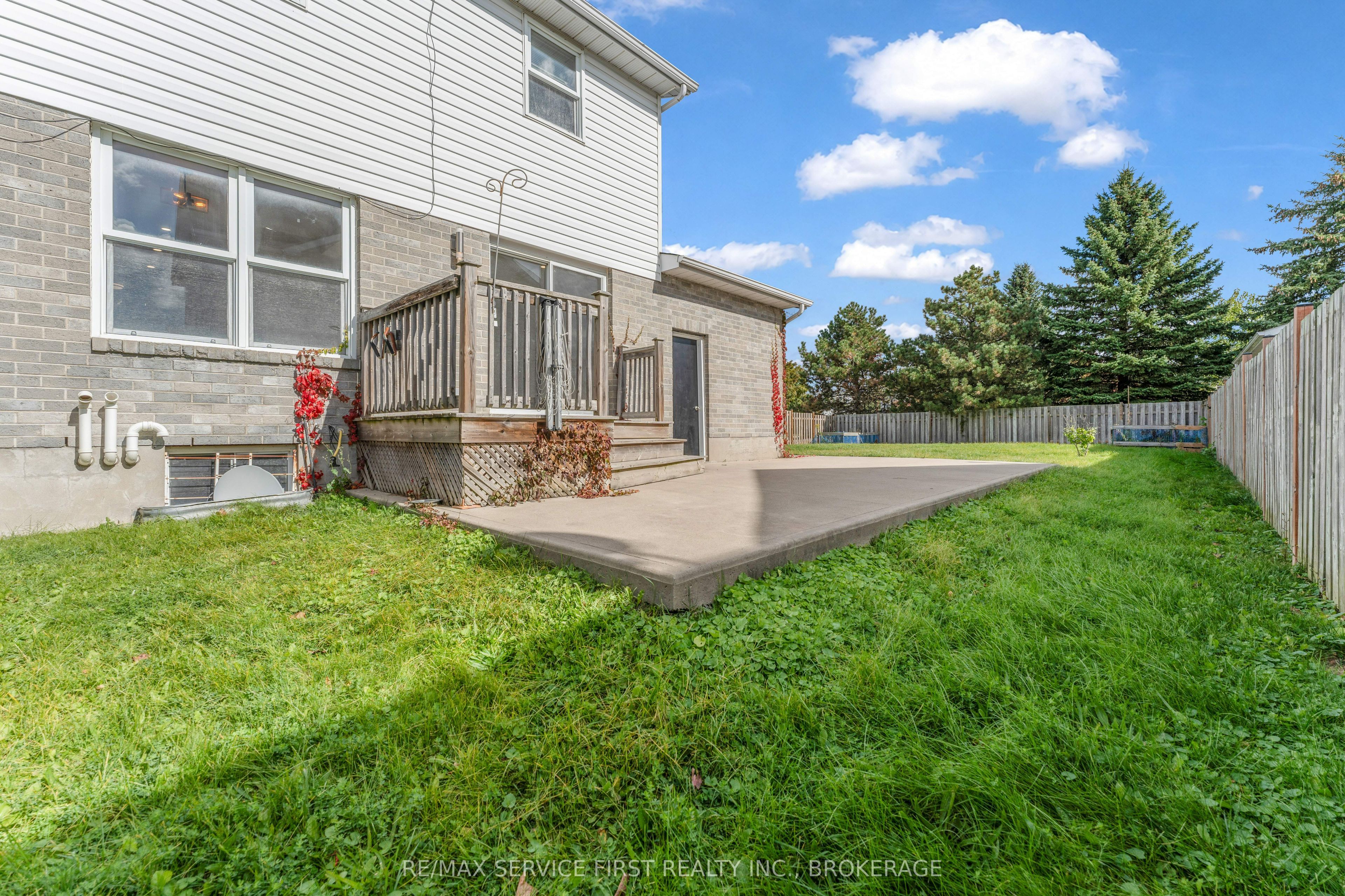 363 Waterloo Drive Property Photo 40