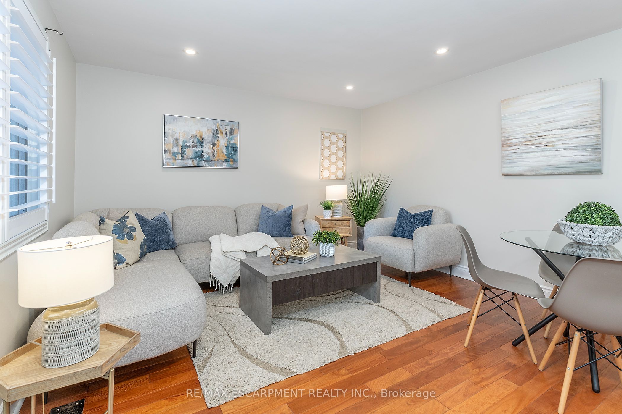 788 Upper Gage Avenue Property Photo 6