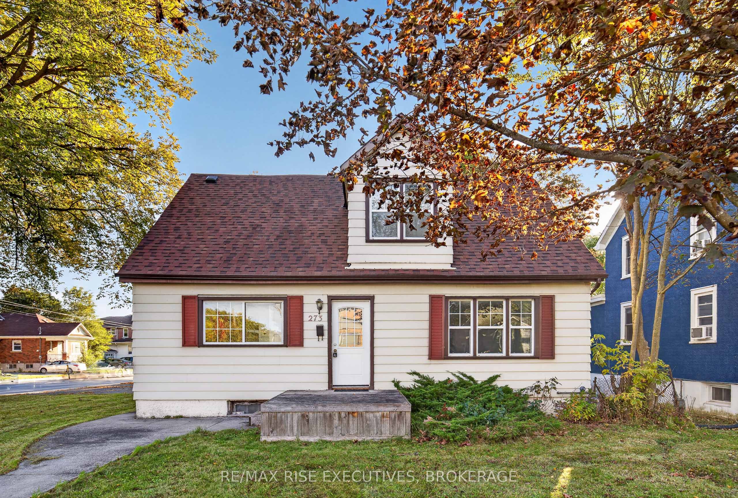 273 College Street Property Photo 2