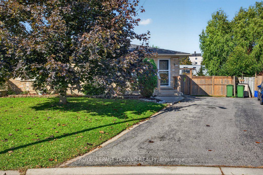 32 Sanders Court Property Photo 2