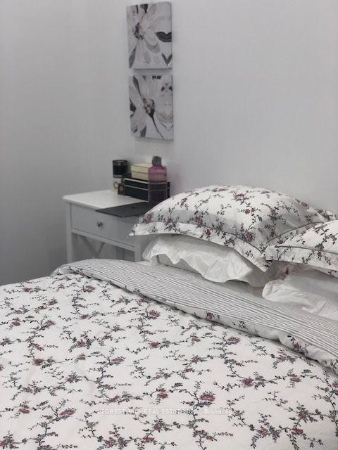 220 Collingwood Street Property Photo 19