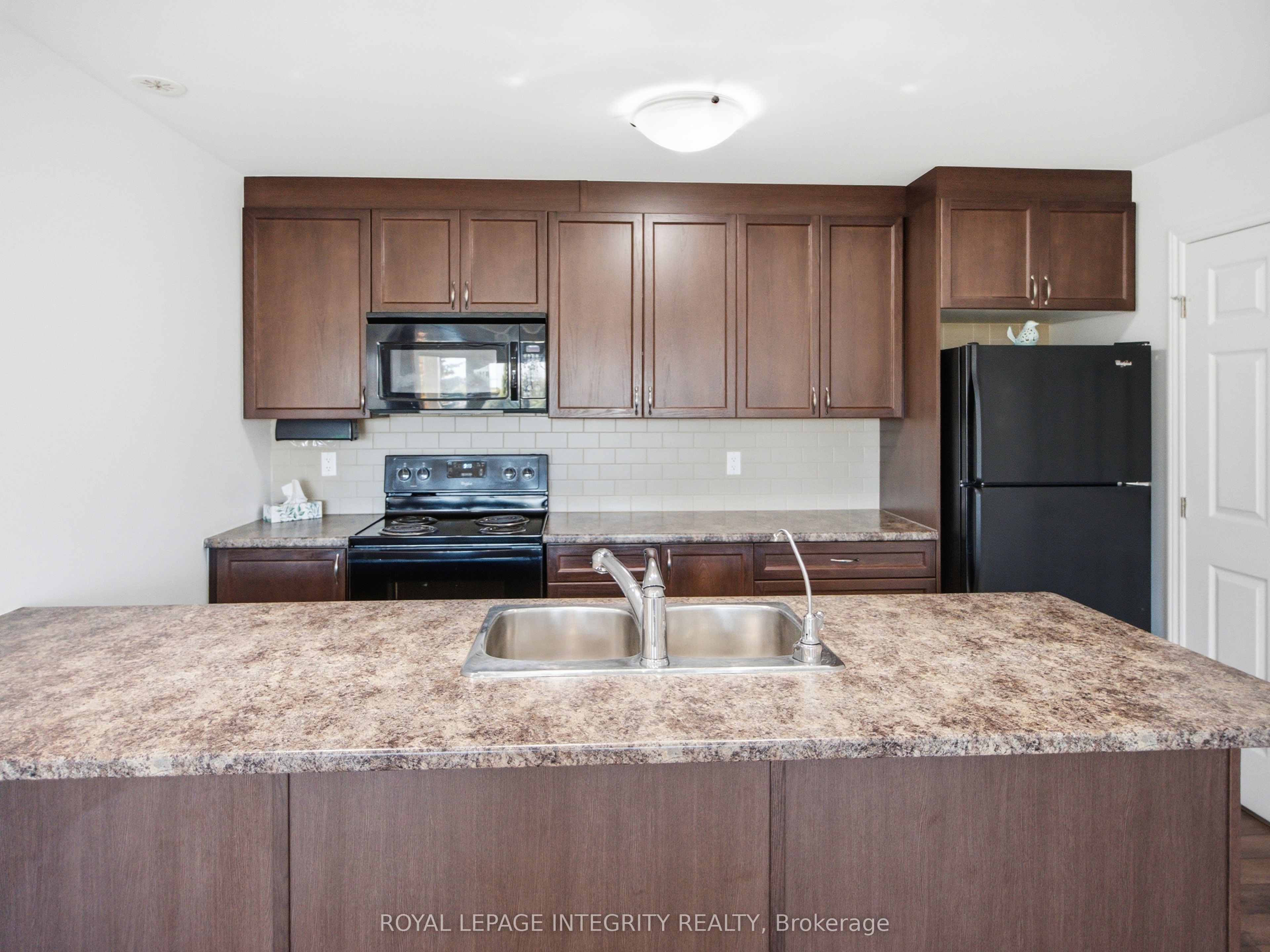 103 Fraser Fields Way I Property Photo 6