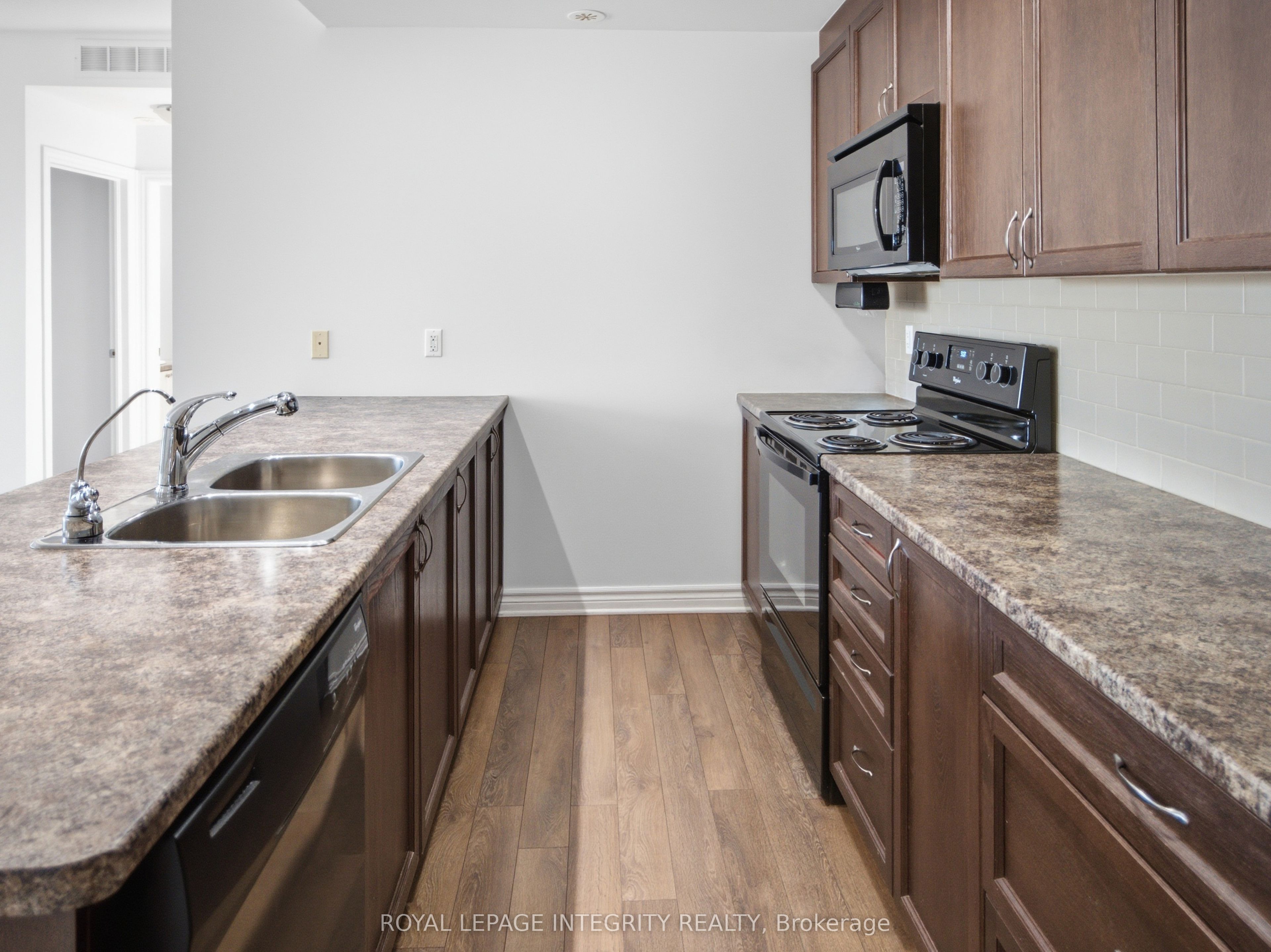 103 Fraser Fields Way I Property Photo 8