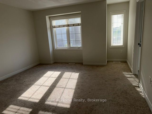 11 White Star Lane Property Photo 9