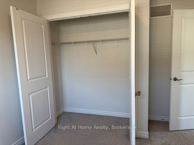 11 White Star Lane Property Photo 13