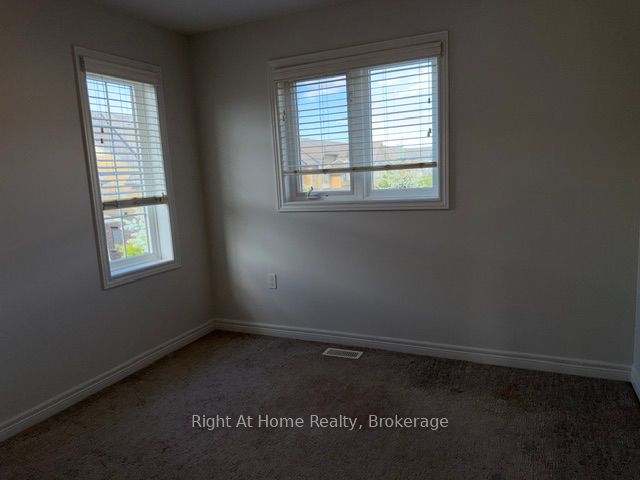 11 White Star Lane Property Photo 14