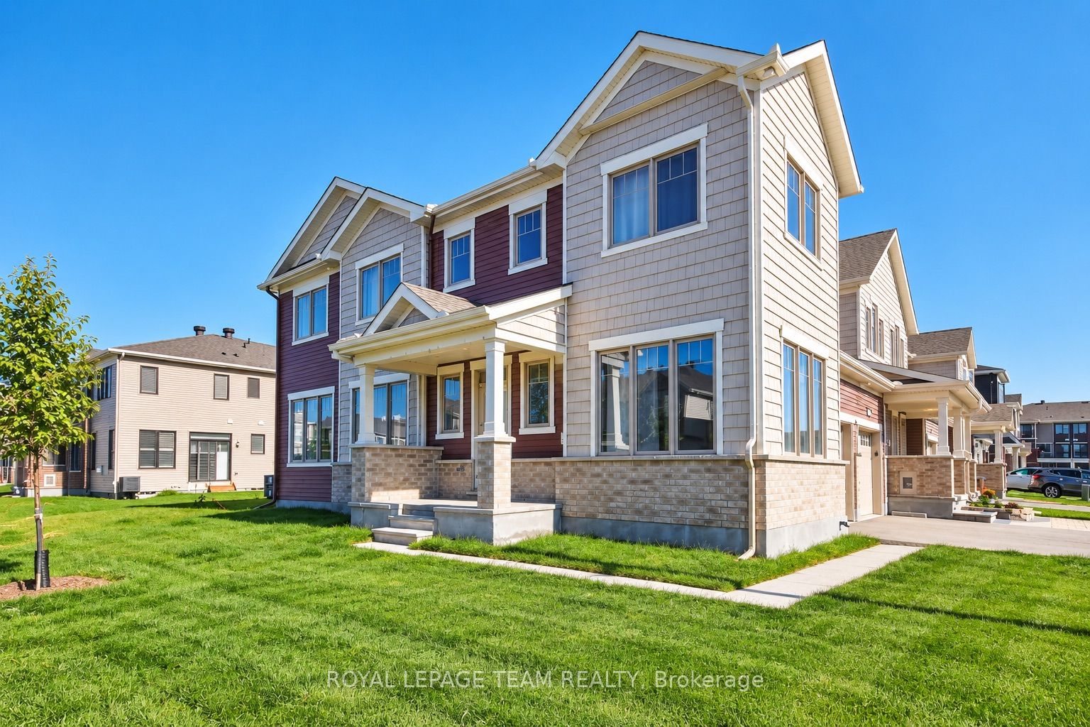 221 Merak Way Property Photo 1