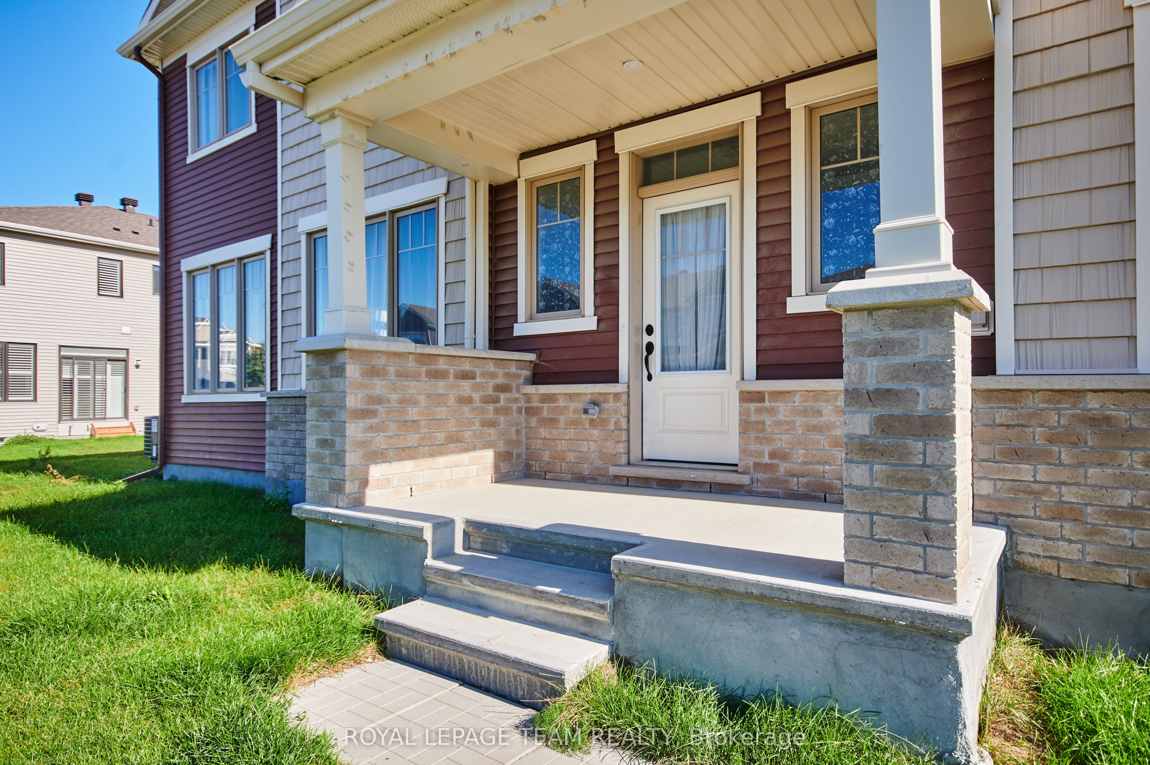 221 Merak Way Property Photo 2