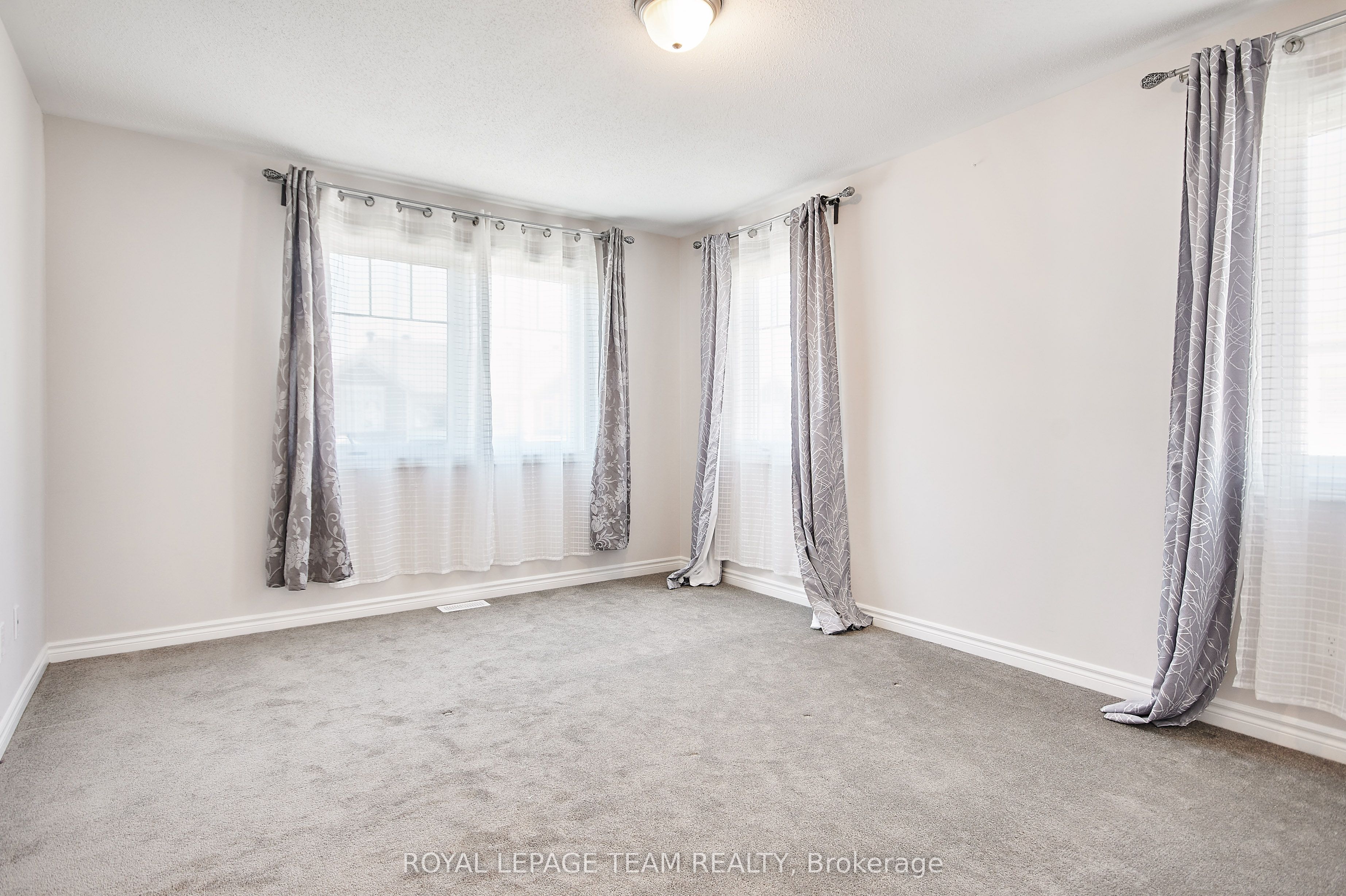 221 Merak Way Property Photo 21
