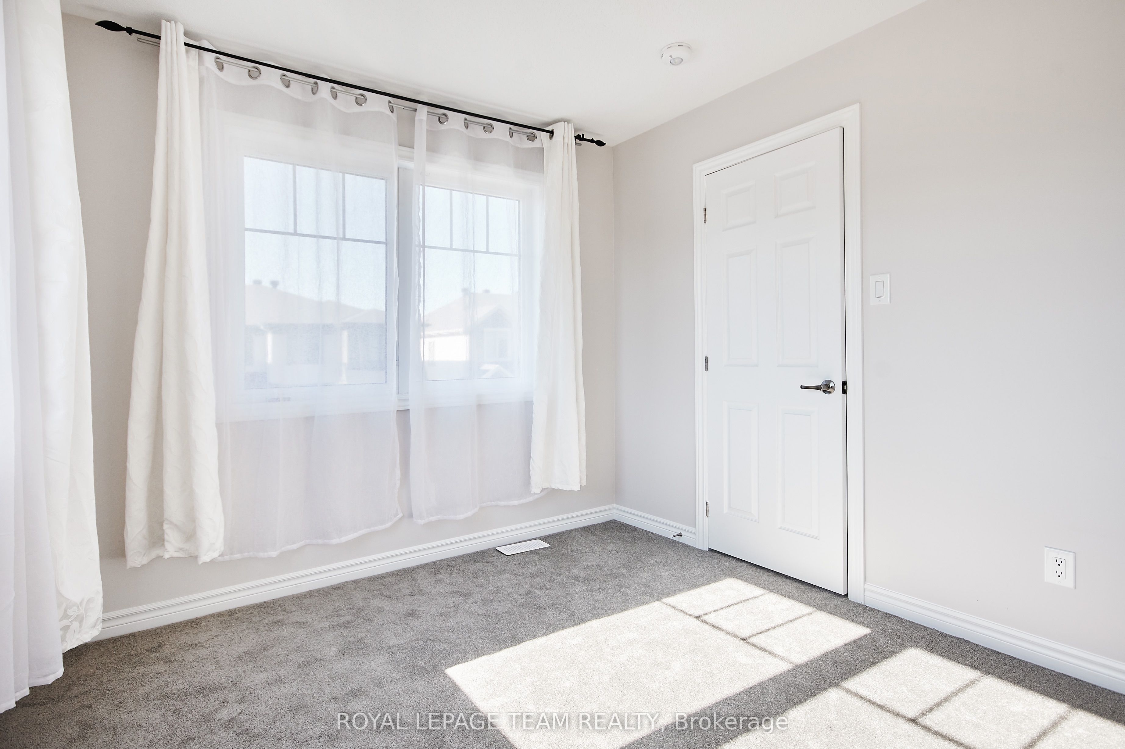 221 Merak Way Property Photo 26
