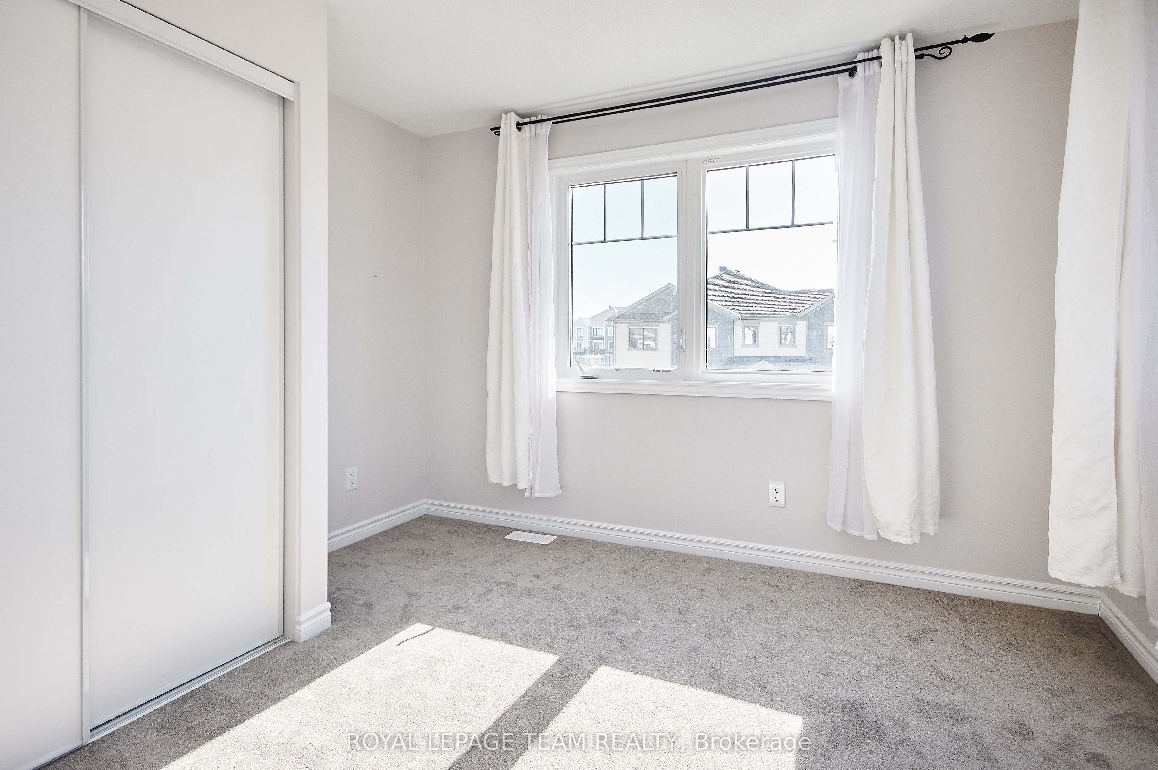 221 Merak Way Property Photo 27