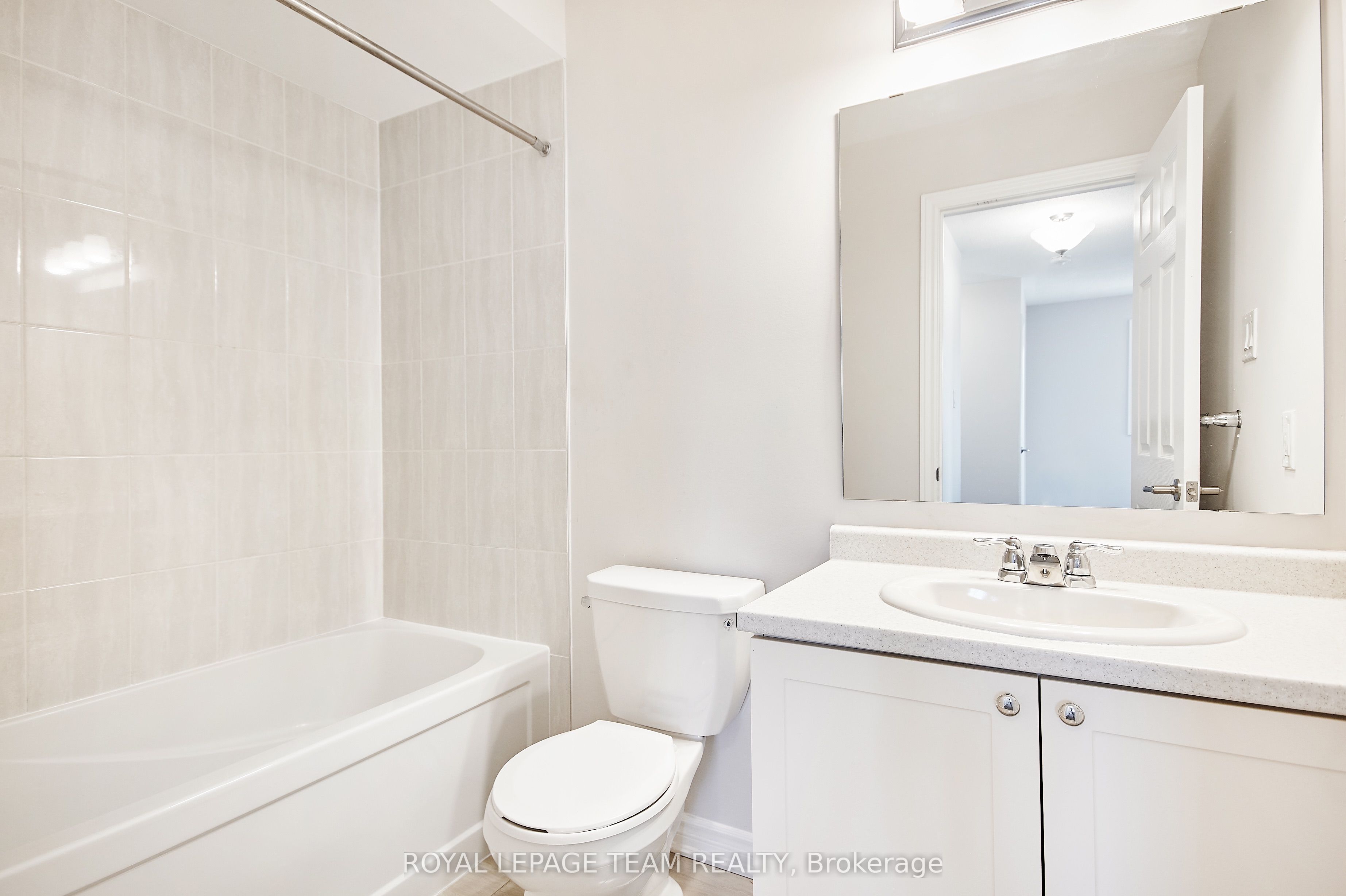 221 Merak Way Property Photo 28