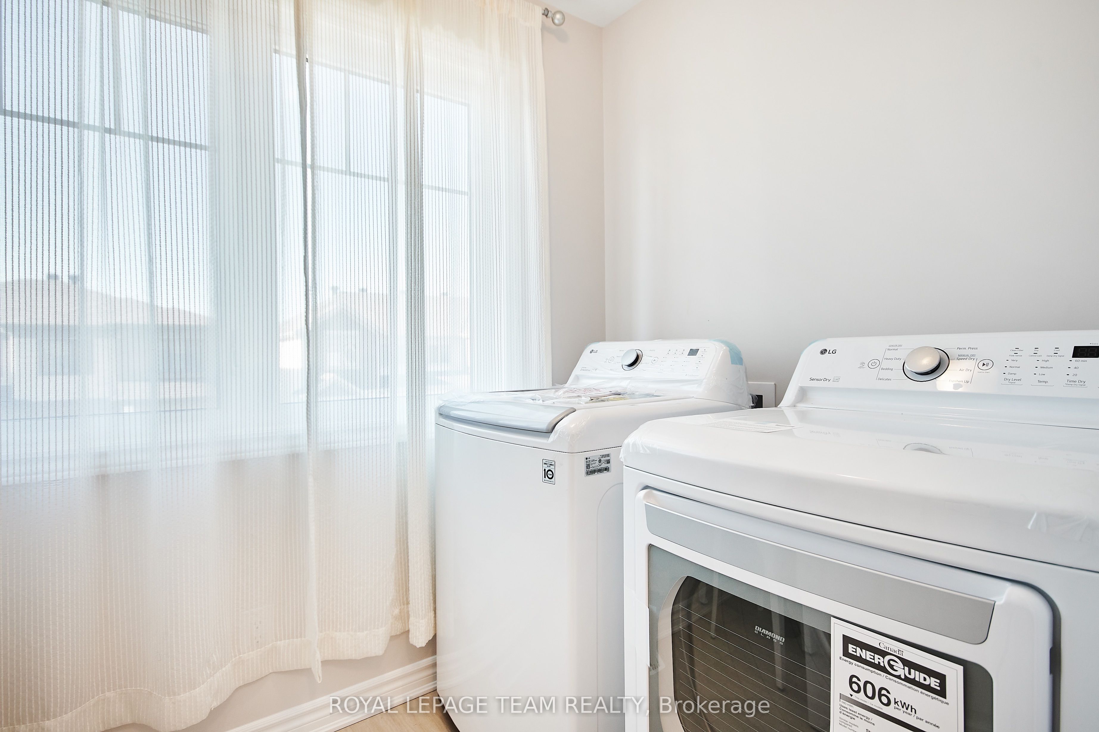 221 Merak Way Property Photo 31