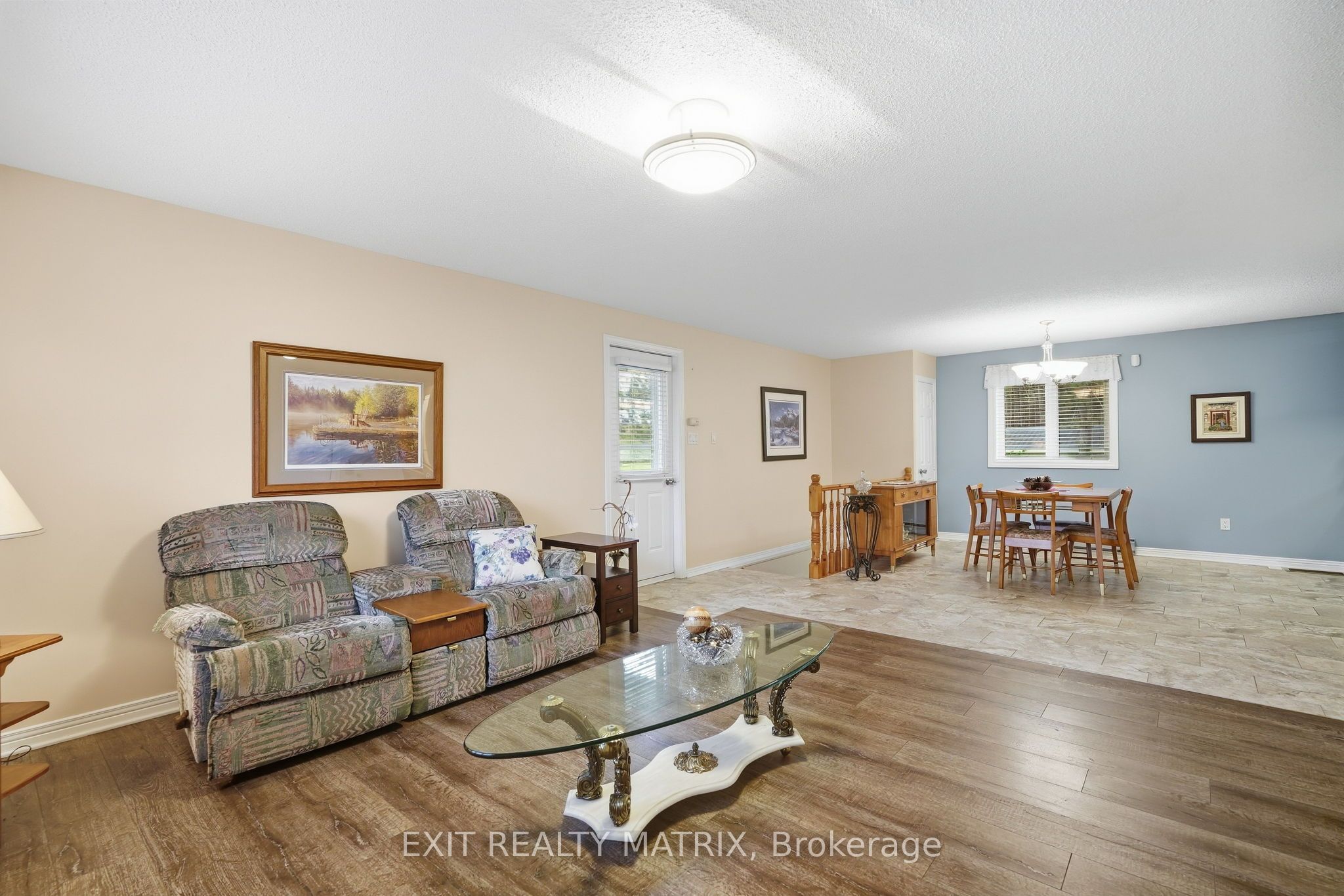 656 Ch Station Road Property Photo 8