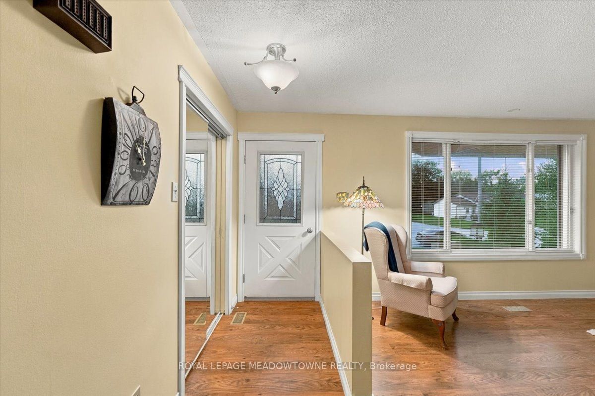 137 Orchard Drive Property Photo 4