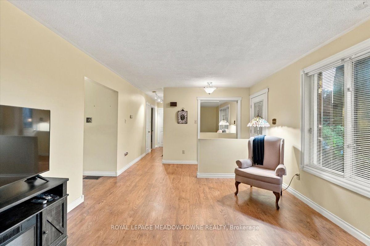 137 Orchard Drive Property Photo 7