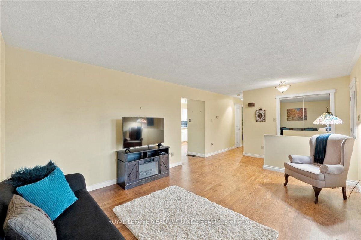 137 Orchard Drive Property Photo 8
