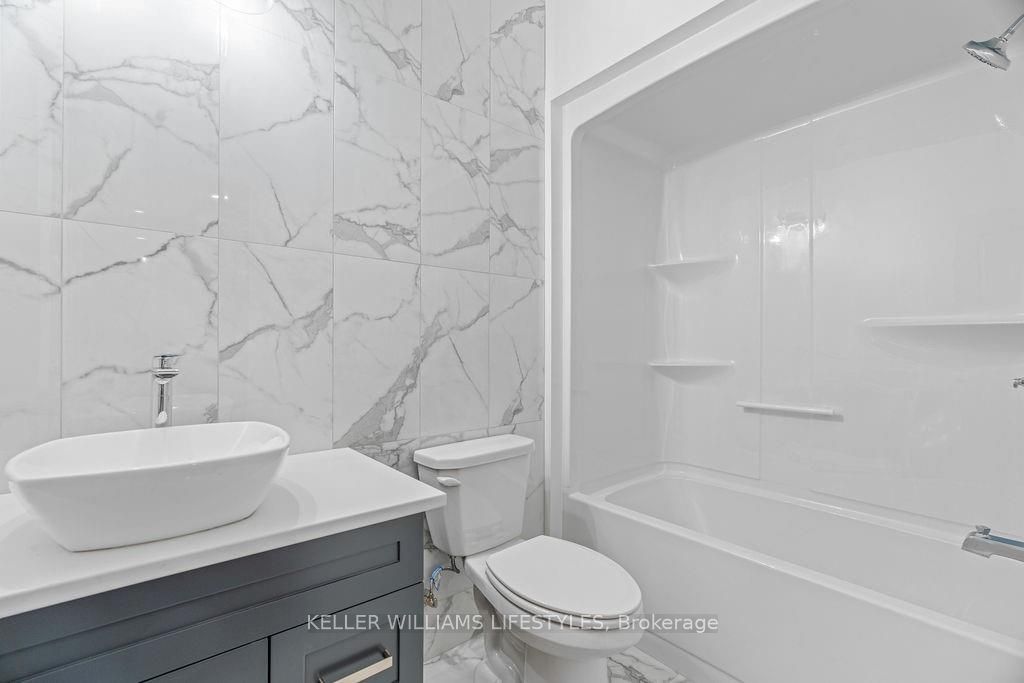 108 Leneve Street Property Photo 10