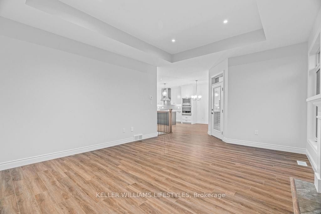 108 Leneve Street Property Photo 21
