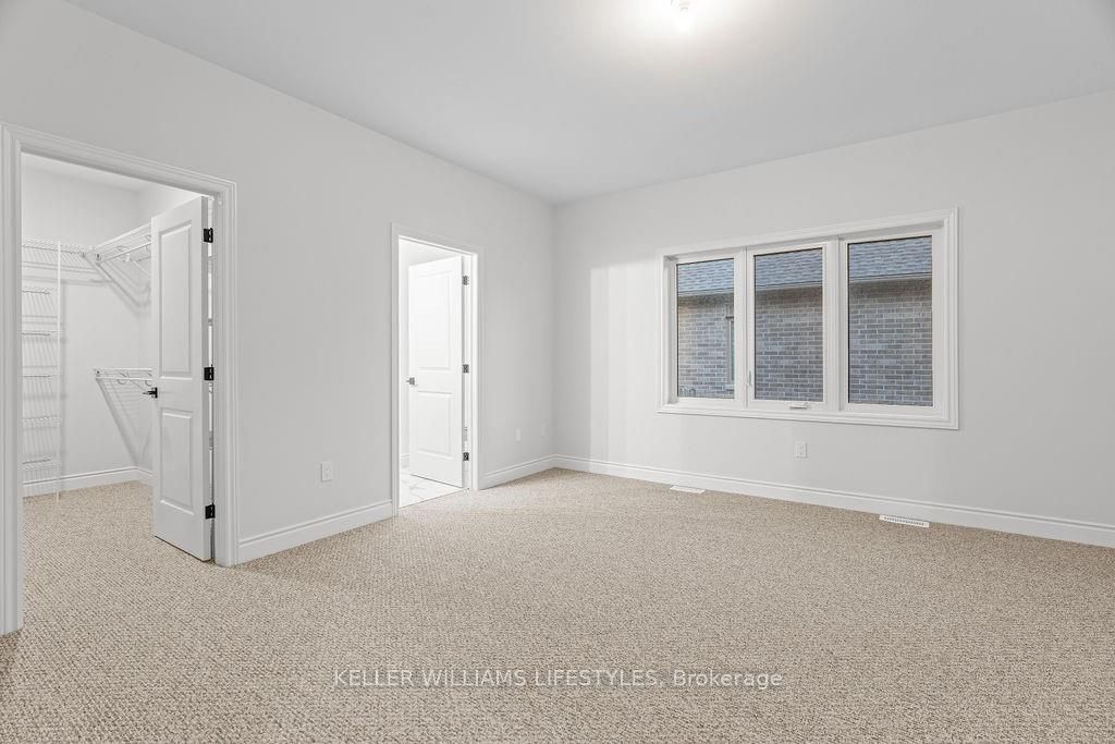 108 Leneve Street Property Photo 22