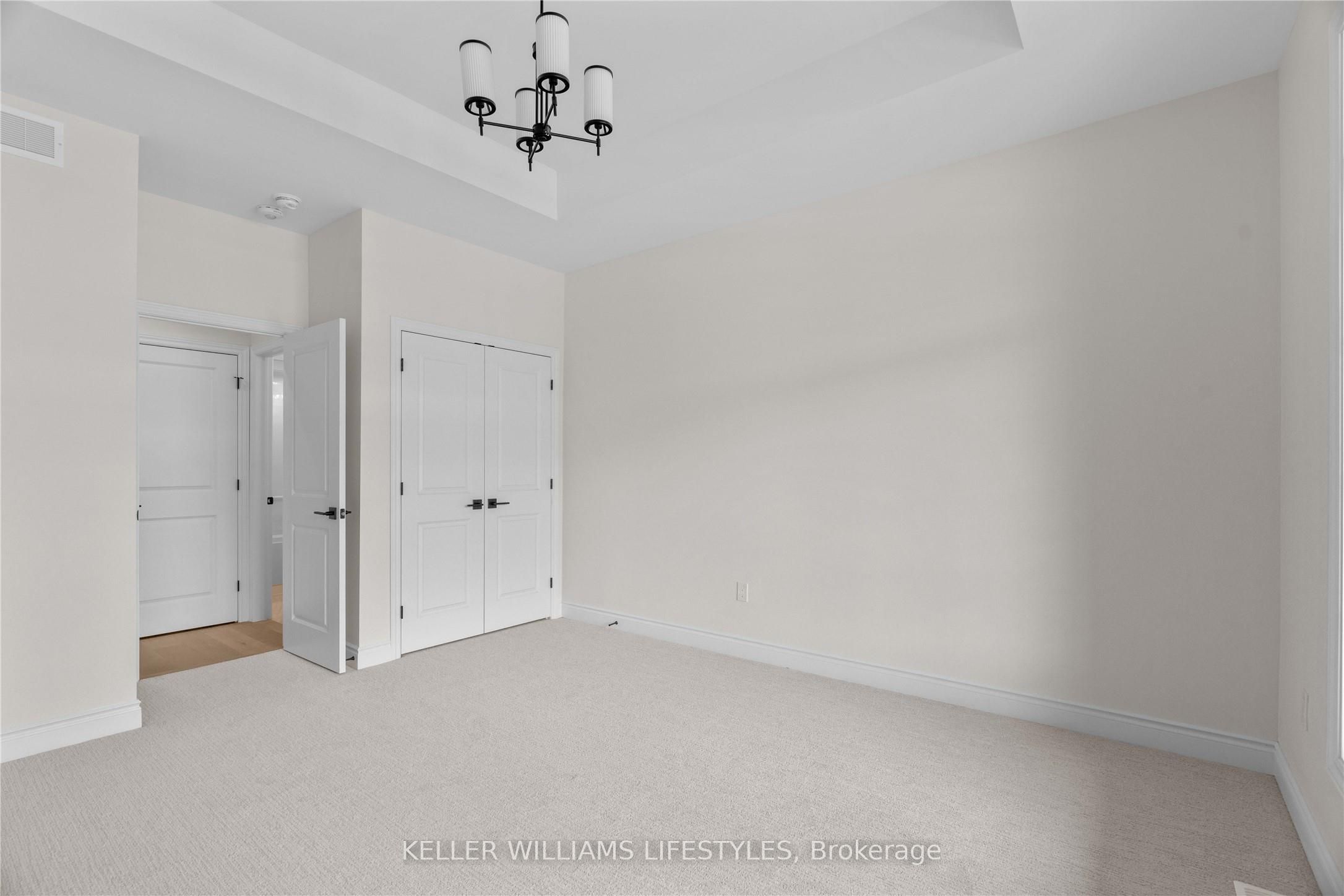 110 Leneve Street Property Photo 22