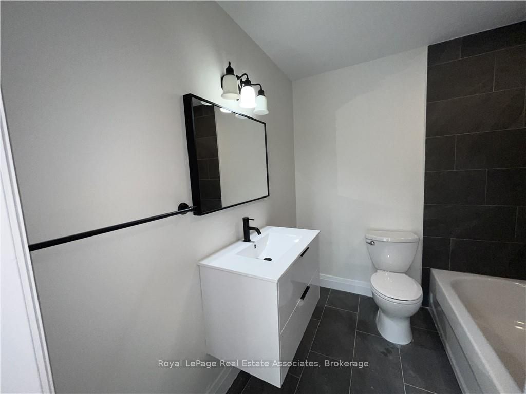 289 Fairfield Avenue Upper Property Photo 10