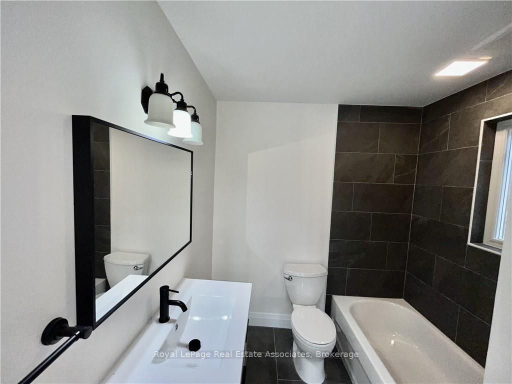 289 Fairfield Avenue Upper Property Photo 11