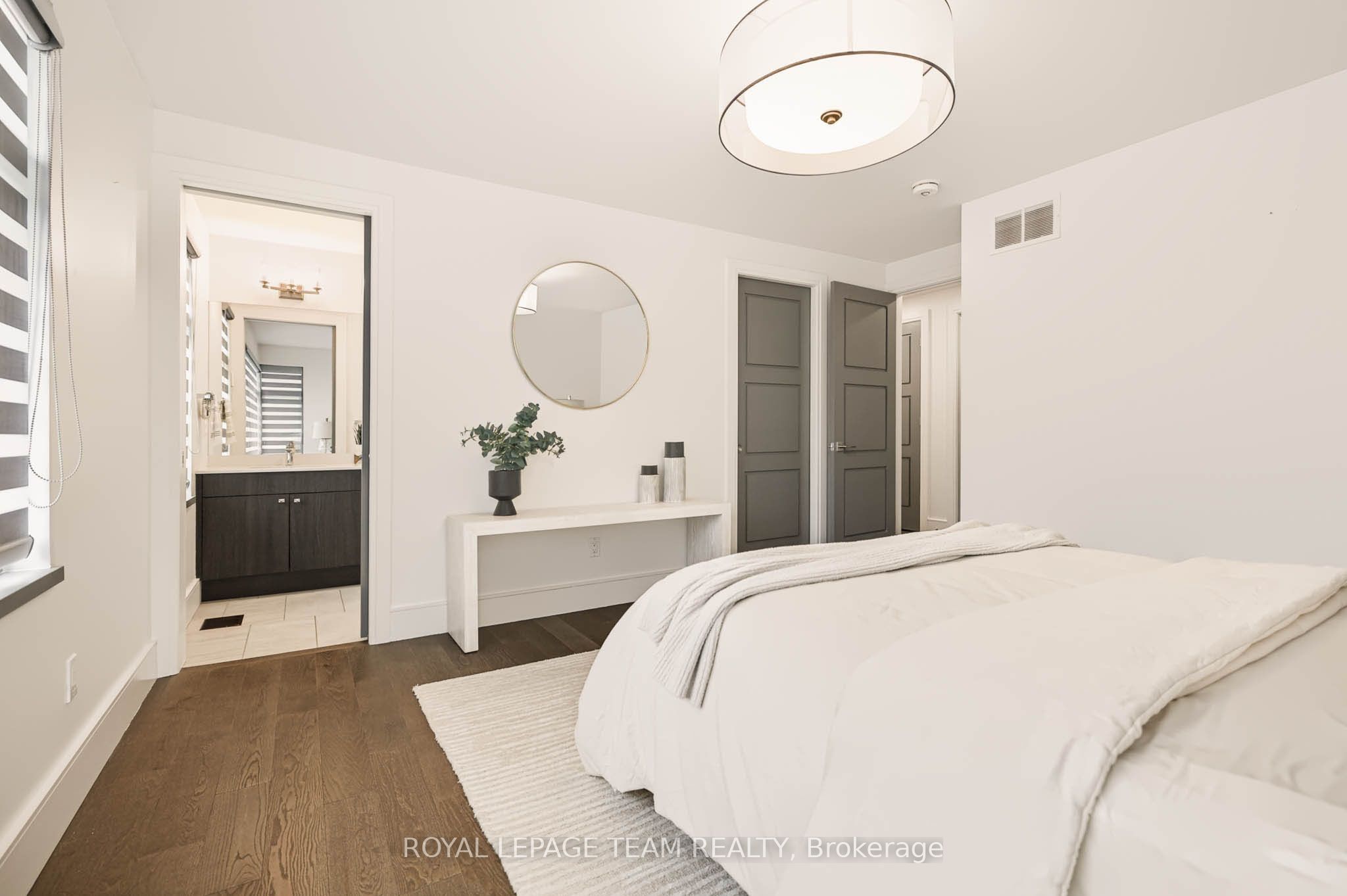 521 Westminster Avenue Property Photo 36
