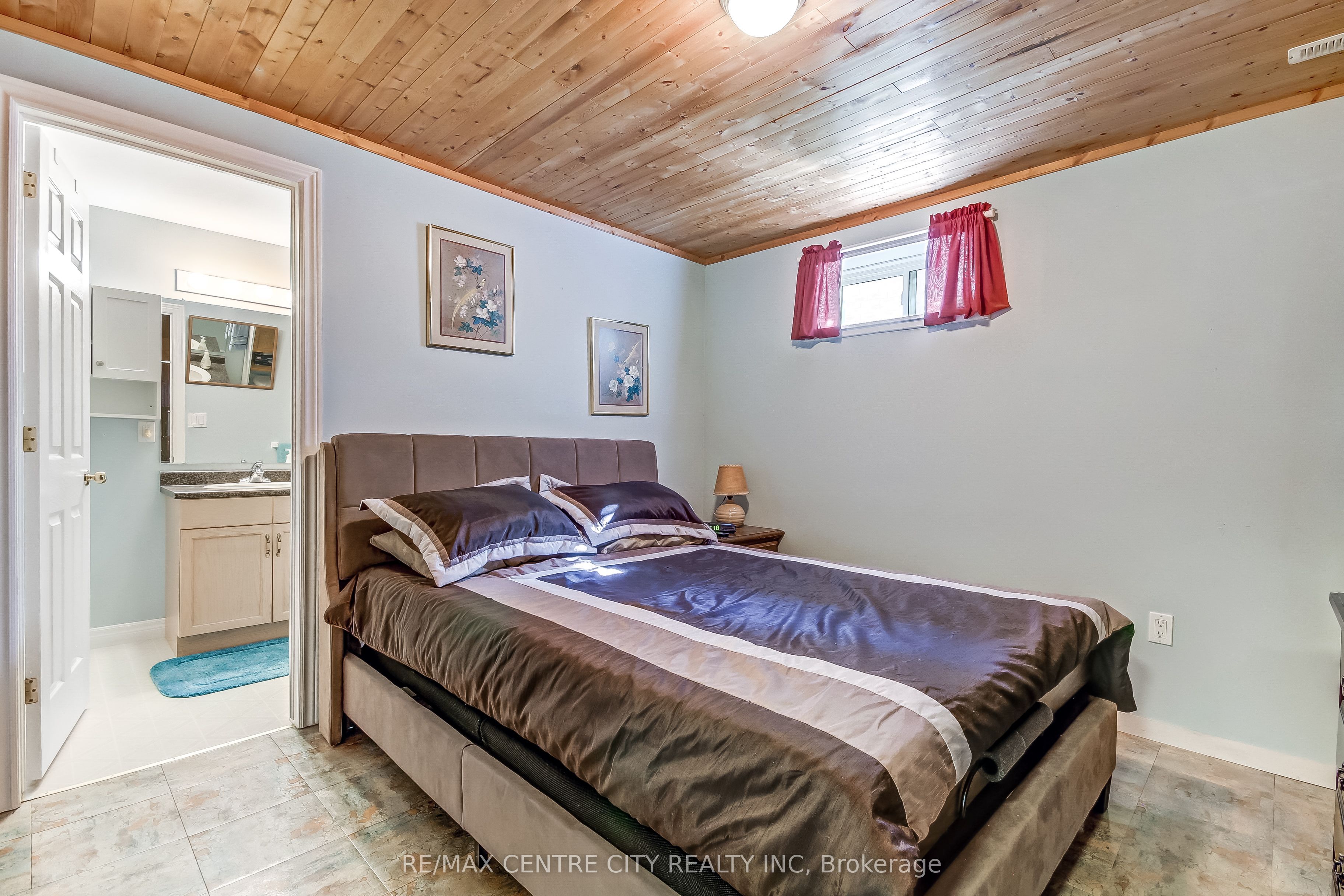 22 Harrington Crescent Property Photo 23
