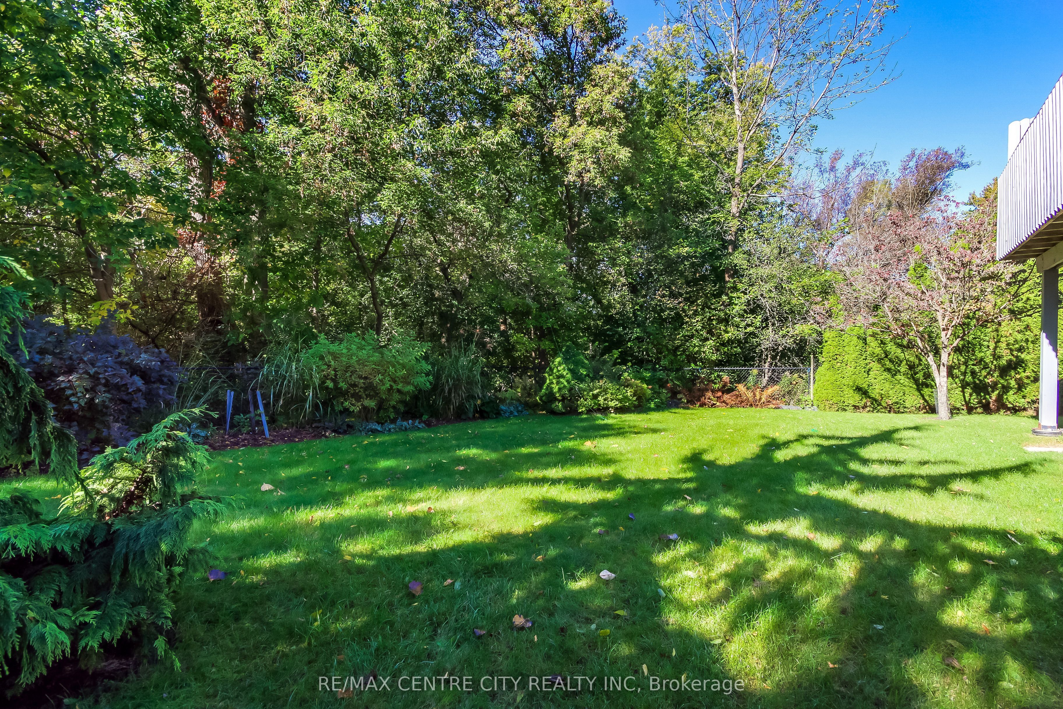 22 Harrington Crescent Property Photo 25