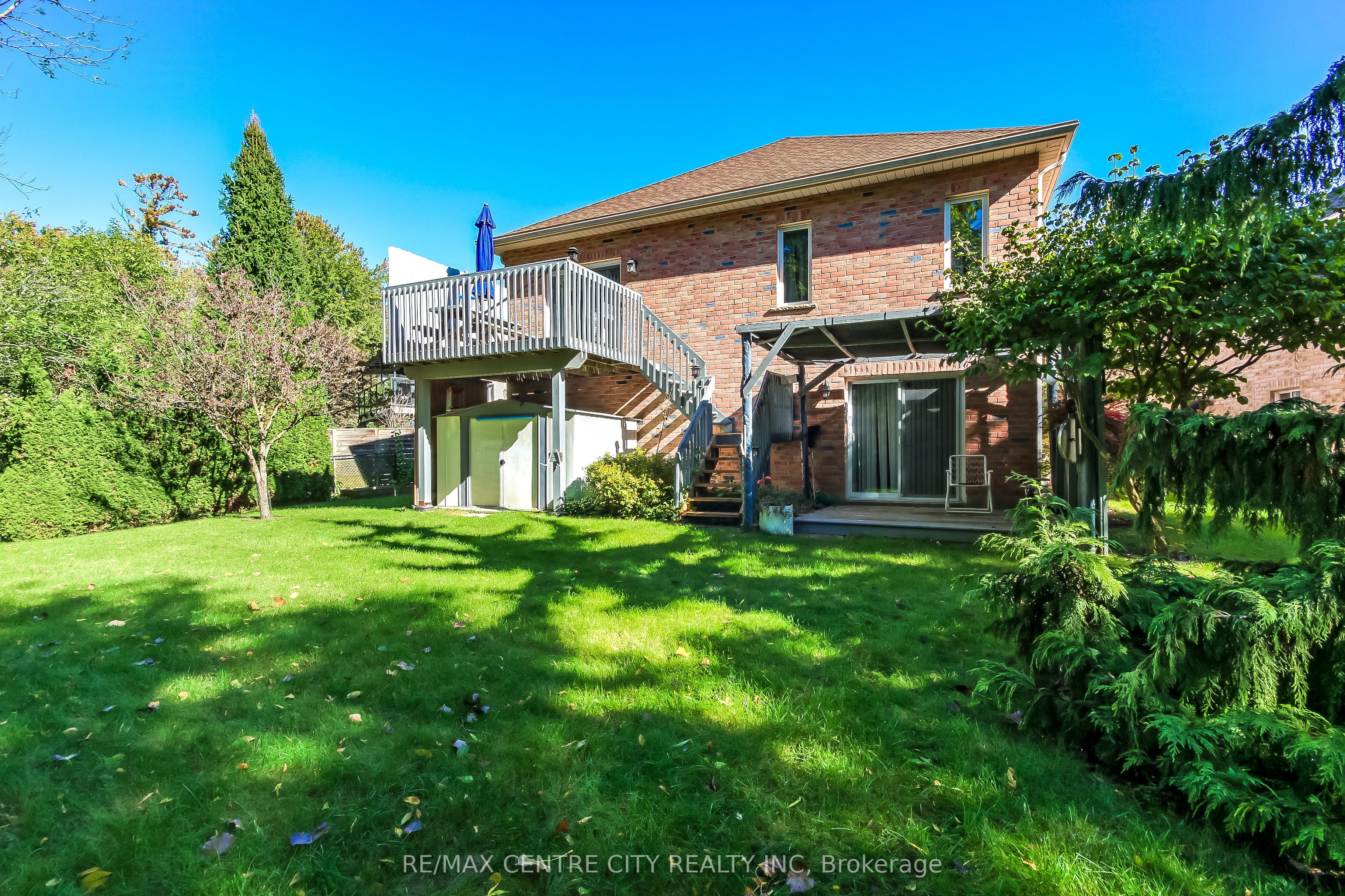 22 Harrington Crescent Property Photo 27