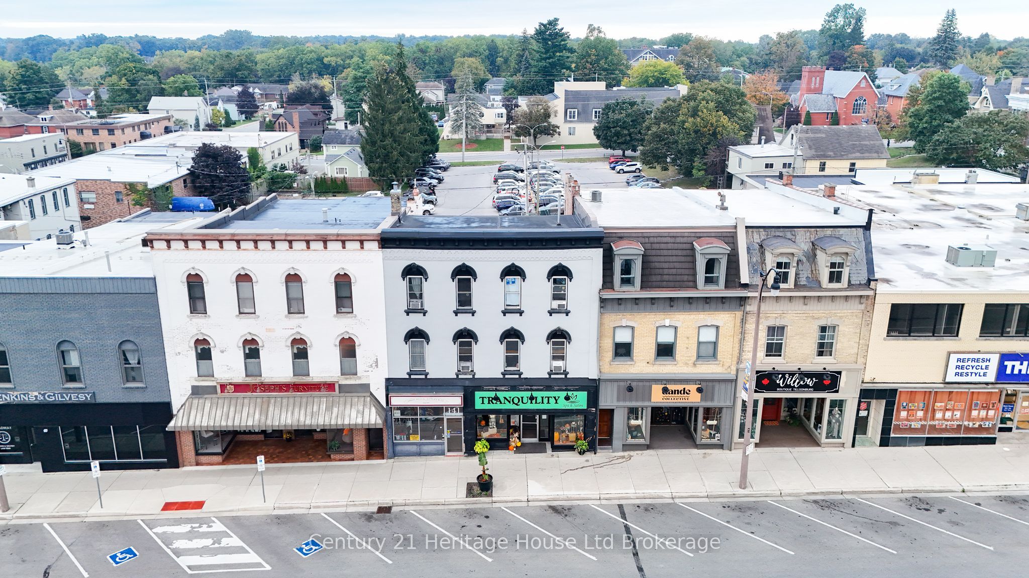141-143 Broadway Street Property Photo 8