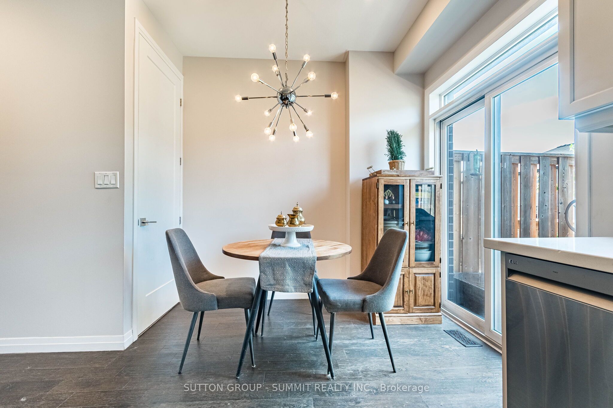 25 Soho Street Property Photo 25