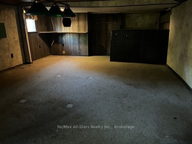 485 Mark Street Property Photo 8
